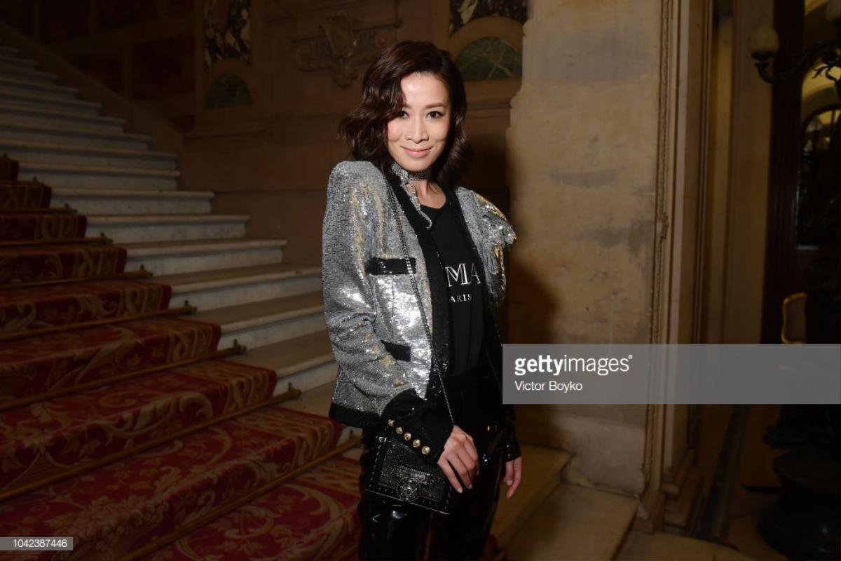 Hứa Ngụy Châu bảnh bao bên 'noona' Sandara Park, Xa Thi Mạn và Mai Davika ở 'Paris Fashion Week' ngày 4 Ảnh 8