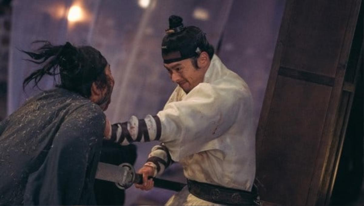 Bộ phim xác sống thời Joseon 'Rampant - Dạ quỷ' của Hyun Bin - Jang Dong Gun tung trailer đẫm máu Ảnh 3