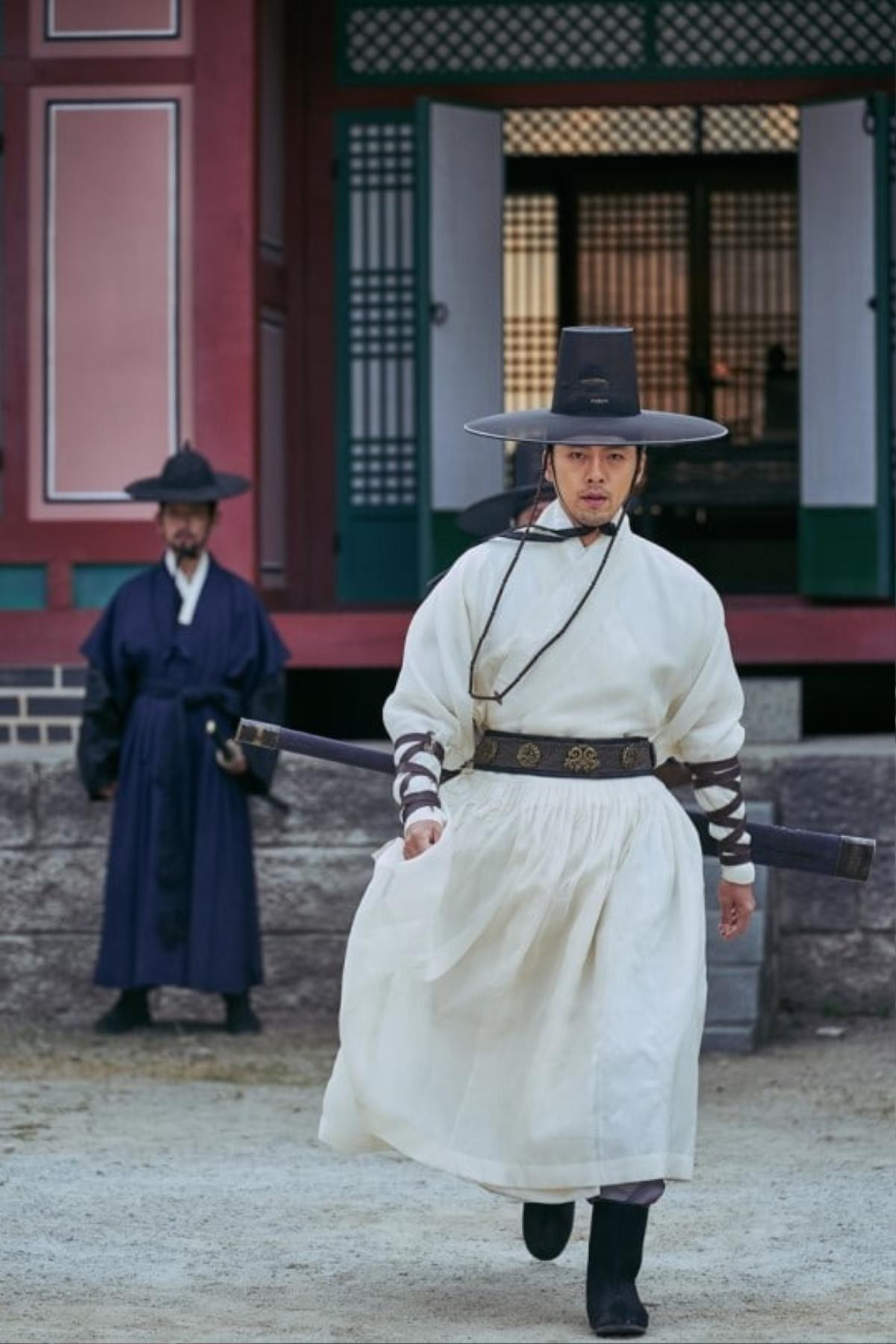 Bộ phim xác sống thời Joseon 'Rampant - Dạ quỷ' của Hyun Bin - Jang Dong Gun tung trailer đẫm máu Ảnh 10