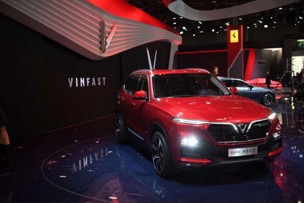 VinFast ra mắt 2 mẫu xe đầu tiên tại Paris Motor Show 2018, David Beckham xem đó là điều thần kỳ Ảnh 4