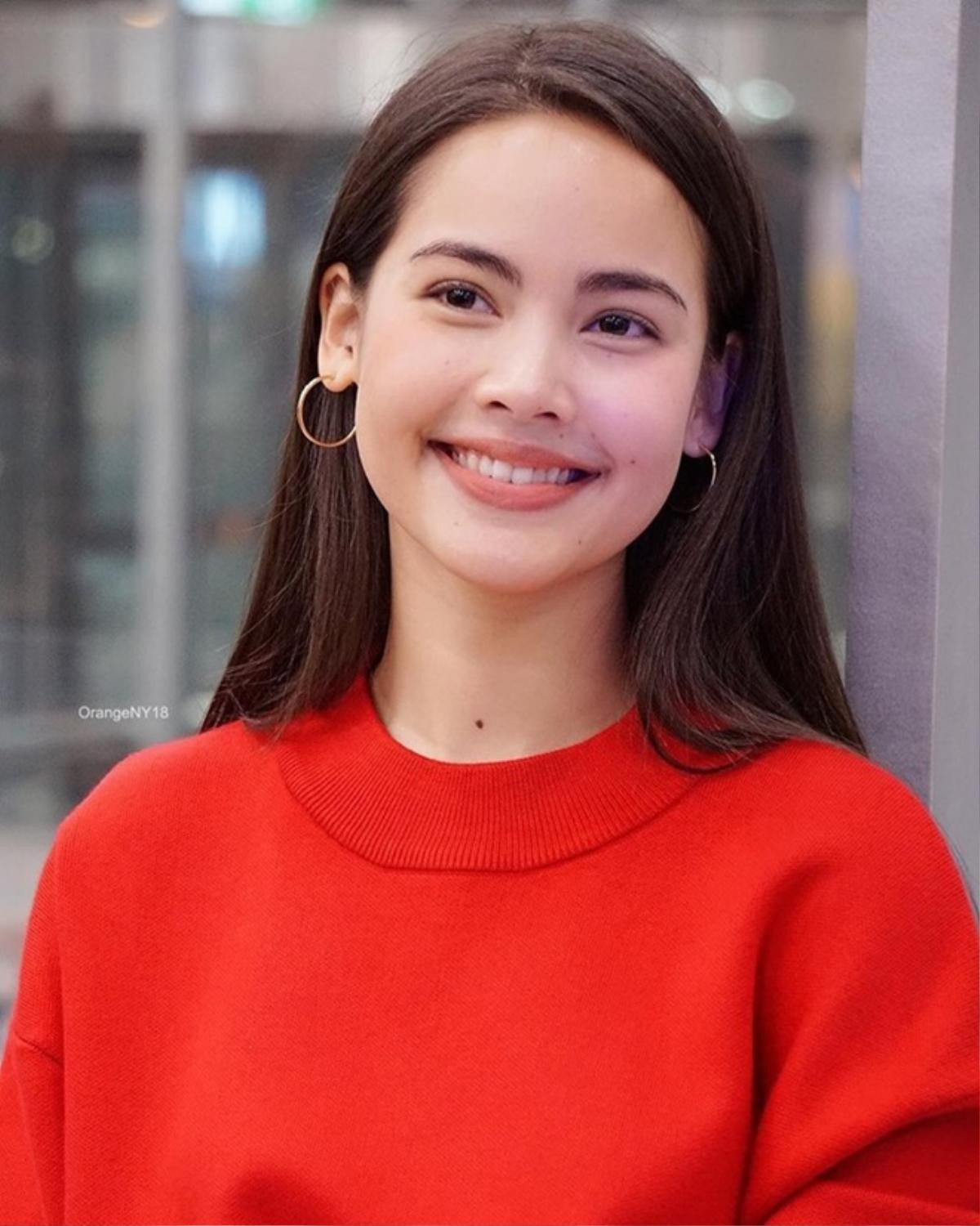 Yaya Urassaya được Vogue bình chọn là sao mặc đẹp nhất tại Louis Vuitton show Ảnh 15