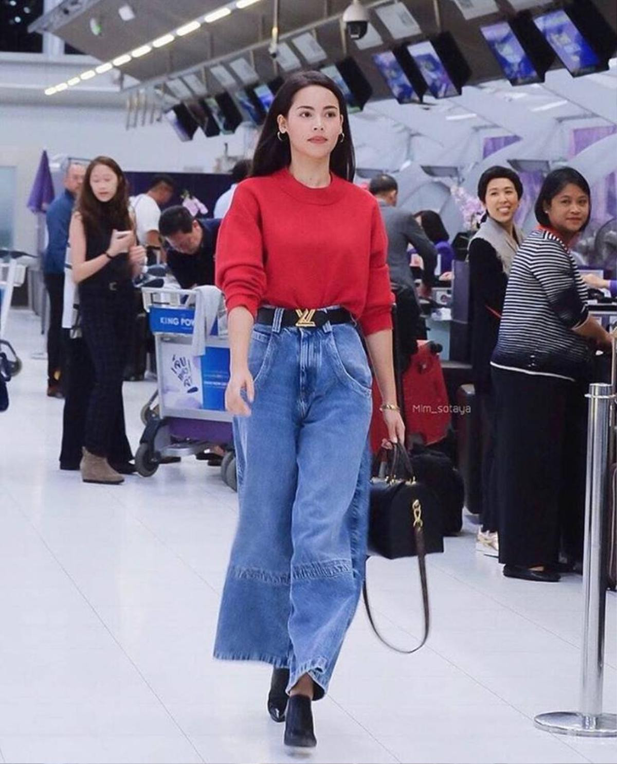 Siêu sao Thái Lan Yaya Urassaya được diện bộ trang phục tuyệt nhất từ Louis Vuitton Ảnh 1