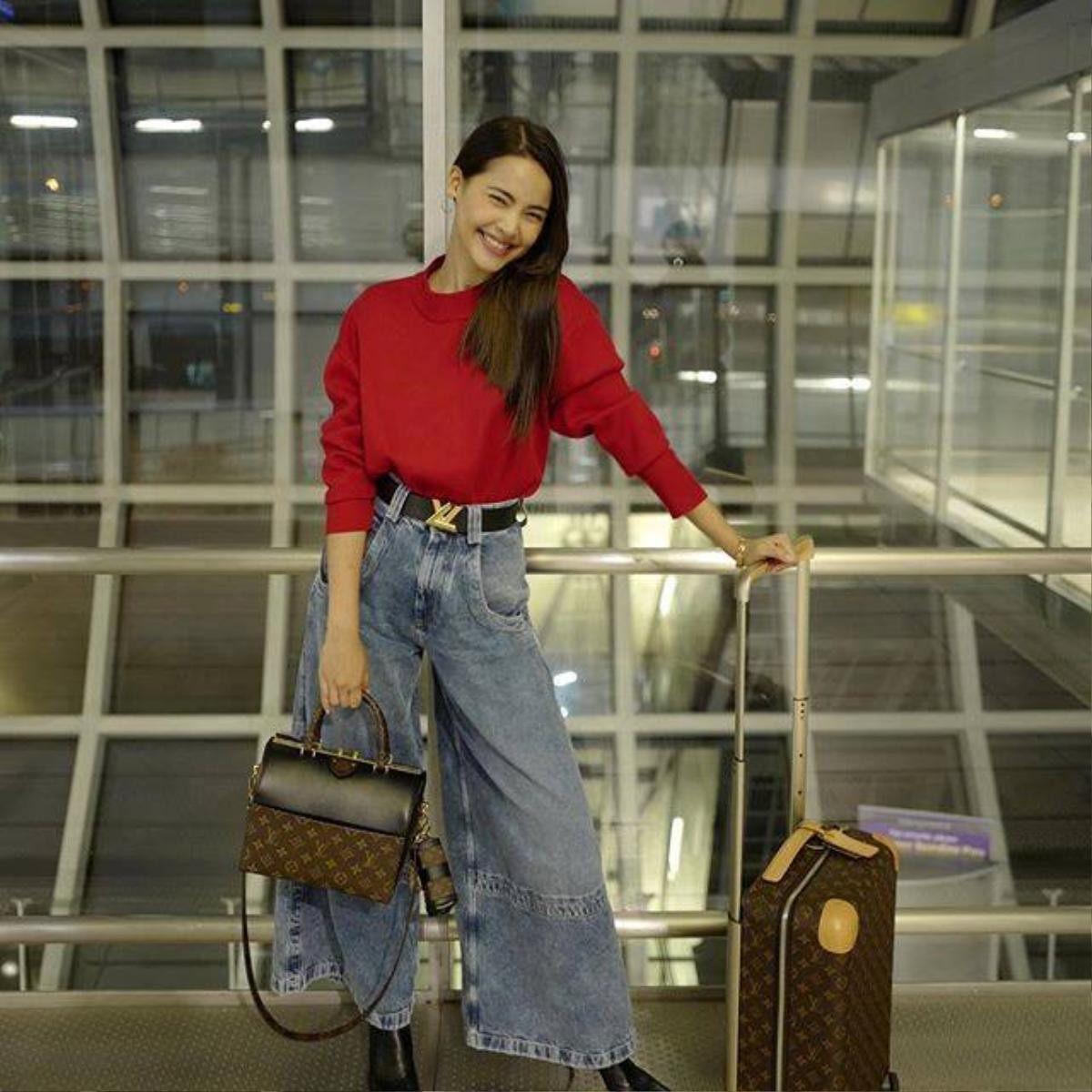 Siêu sao Thái Lan Yaya Urassaya được diện bộ trang phục tuyệt nhất từ Louis Vuitton Ảnh 2