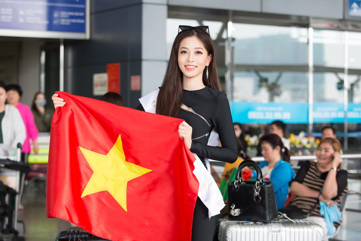 Tiểu Vy tiễn Phương Nga sang Myanmar, Việt Nam có cơ hội lọt Top 10 Miss Grand International 2018 nhờ fan vote? Ảnh 1