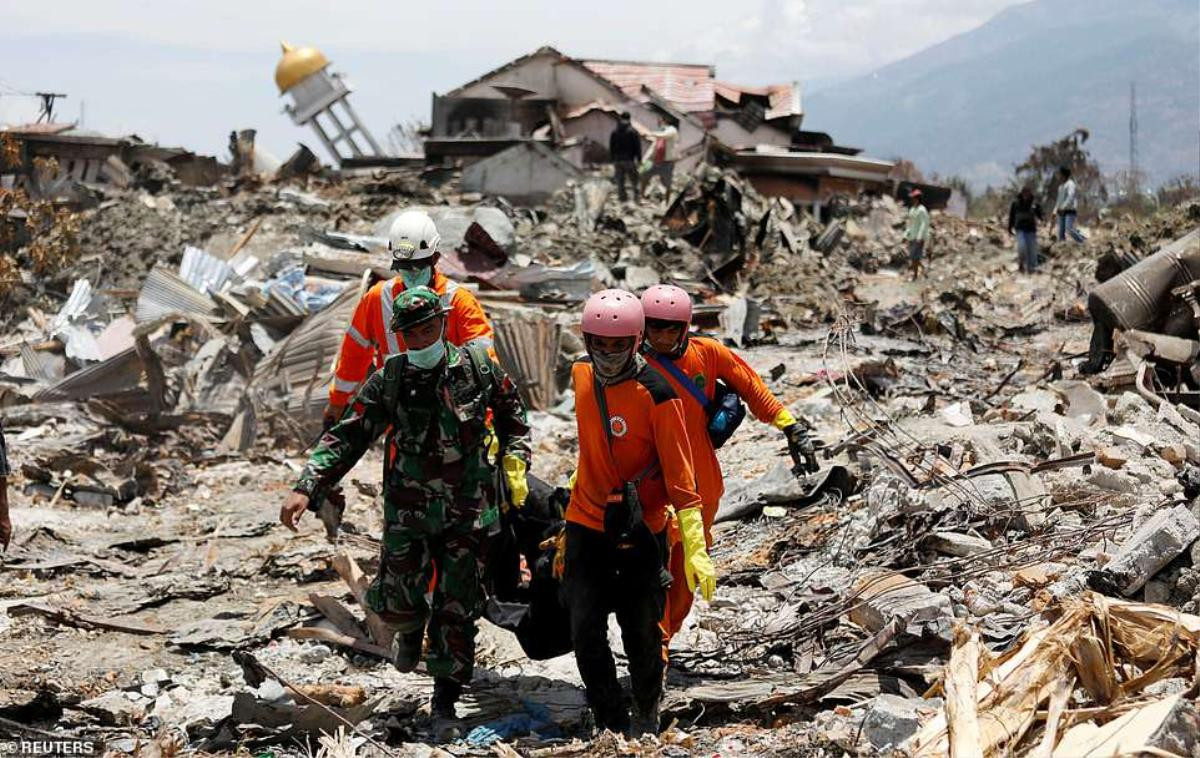 Sau thiên tai kép, hai ngôi làng ở Indonesia bị xóa sổ khỏi hành tinh Ảnh 1