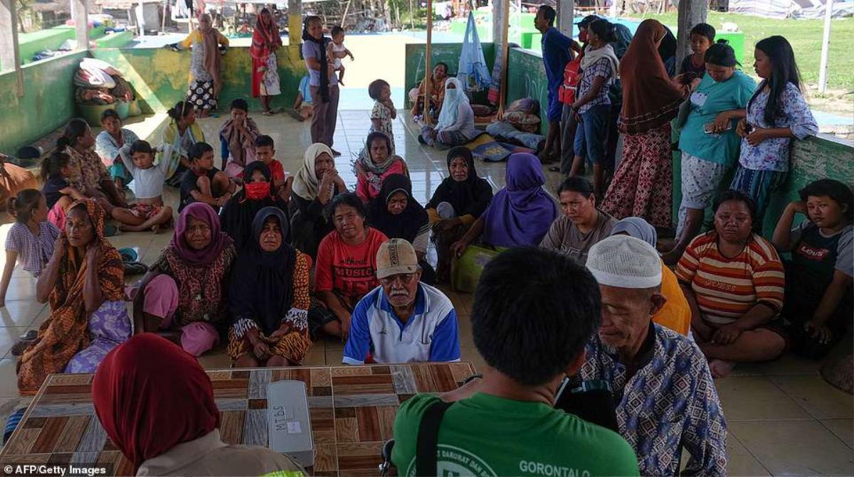 Sau thiên tai kép, hai ngôi làng ở Indonesia bị xóa sổ khỏi hành tinh Ảnh 9