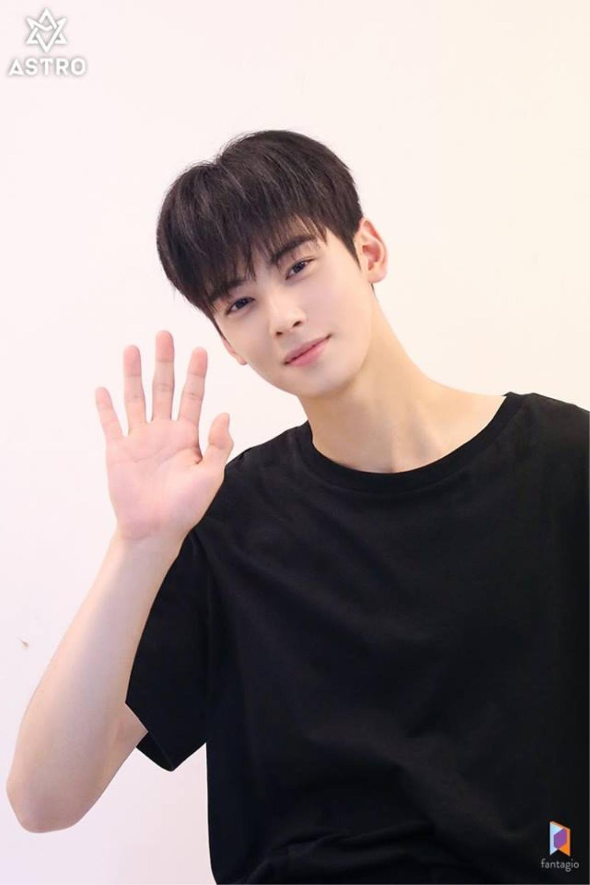 Loạt ảnh đẹp 'rụng tim' của Cha Eun Woo (ASTRO) trên tạp chí Elle Korea tháng 10 mà bạn không xem sẽ tiếc Ảnh 23