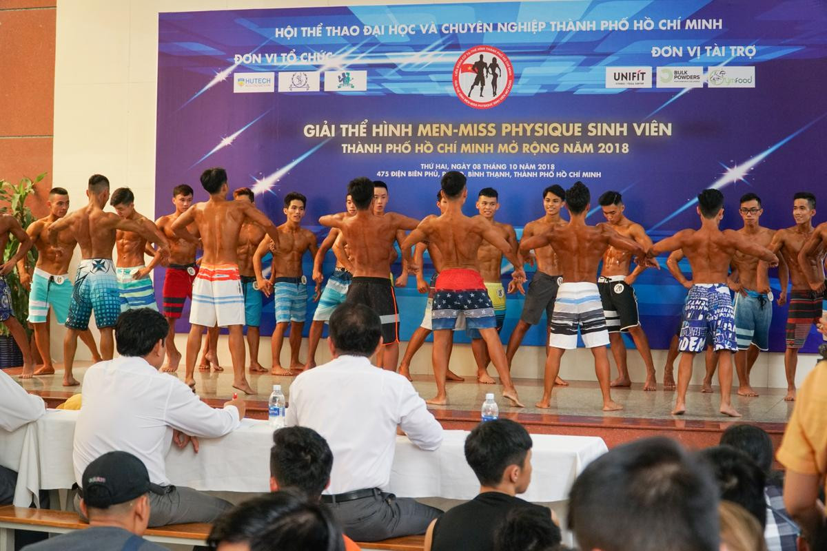 Đã mắt xem 'soái ca' khoe 'body' 6 múi quyến rũ chết người tại giải Thể hình - Fitness sinh viên TP.HCM Ảnh 1