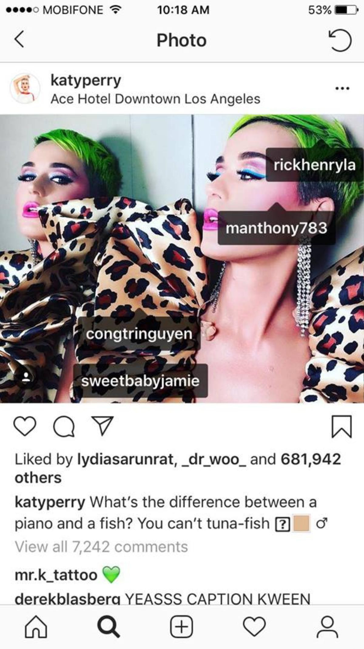 Katy Perry 'tự sướng' trong thiết kế của NTK Công Trí trên Instagram Ảnh 10