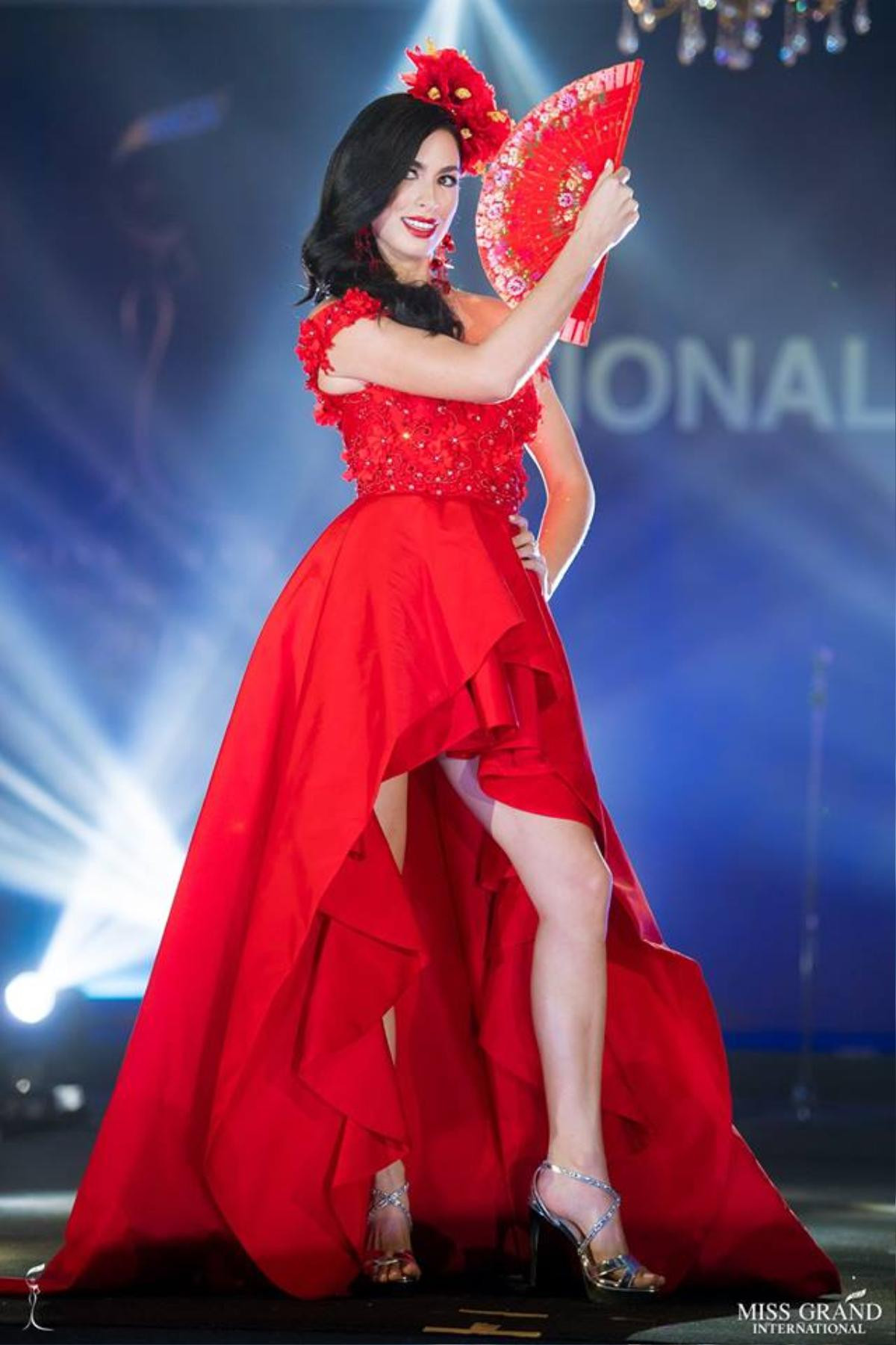 Miss Grand Intenational 2018: Phương Nga tỏa sáng rực rỡ nhưng bạn biết cách bình chọn cho Việt Nam chưa? Ảnh 8