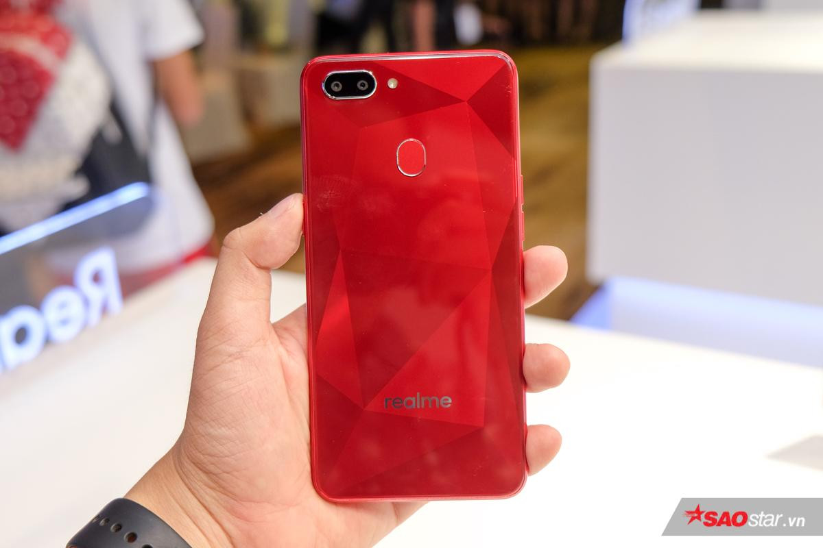 Realme tung 3 smartphone mới ở Việt Nam: Cấu hình ngon, camera kép và giá rẻ bất ngờ! Ảnh 5