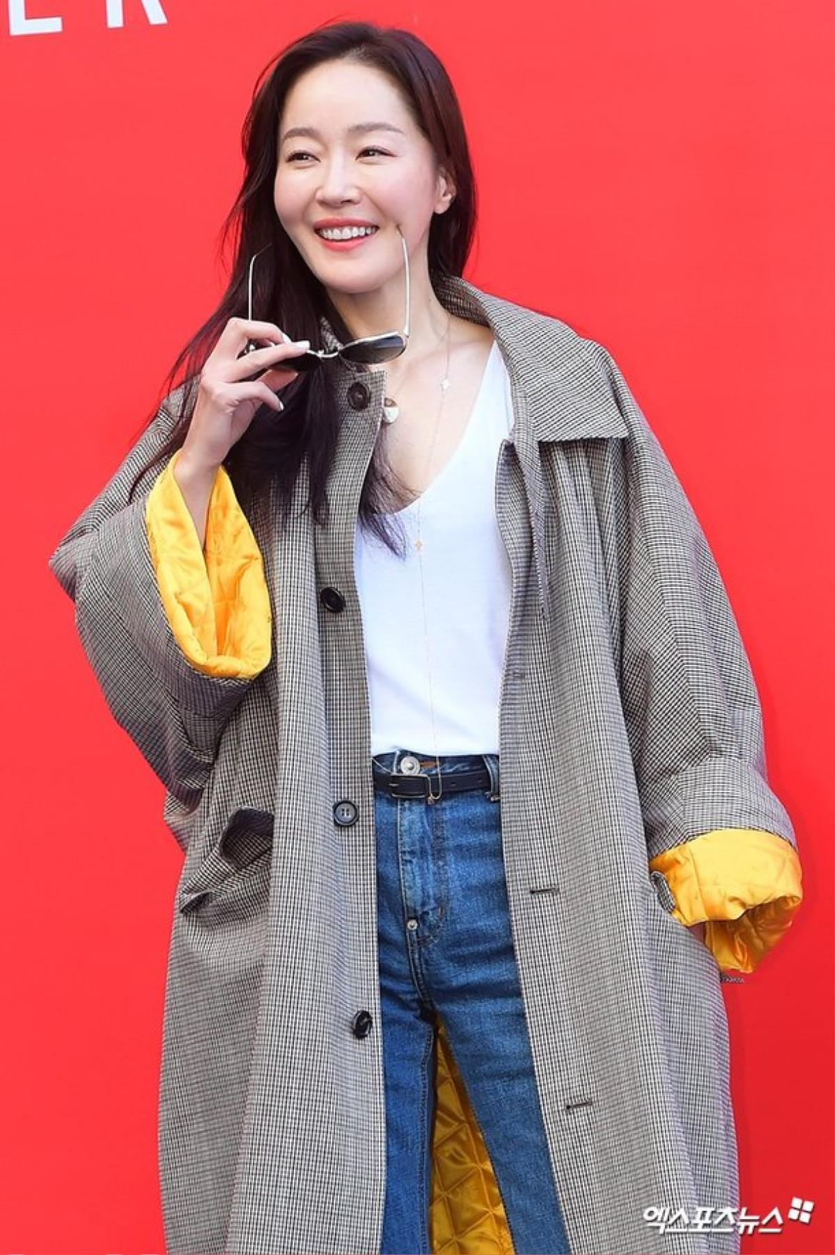 'Chị đại' Gong Hyo Jin cùng Ji Yeon, Hyomin và Qri của T-ara tham dự 'Hera Seoul Fashion Week' ngày 2 Ảnh 12