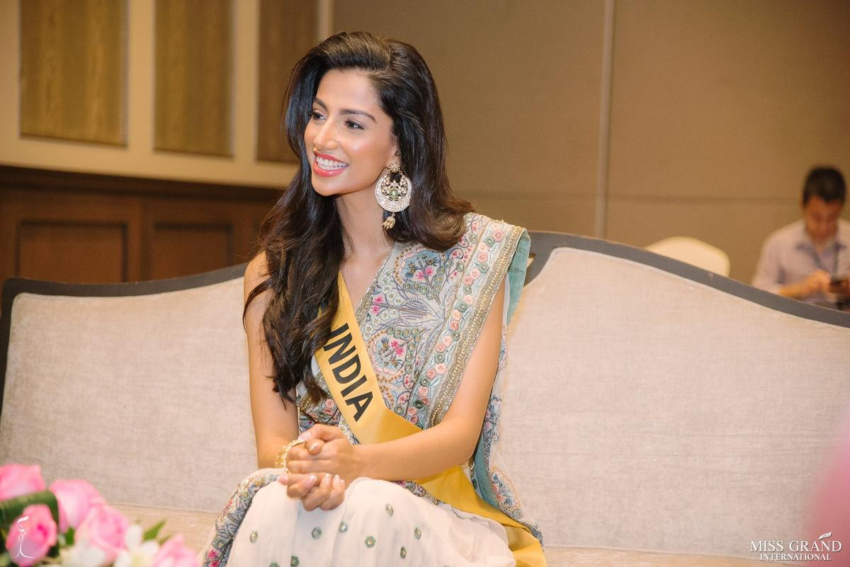 Phải chăng đây chính là người đẹp đã được… sắp đặt cho danh hiệu Miss Grand International 2018? Ảnh 13