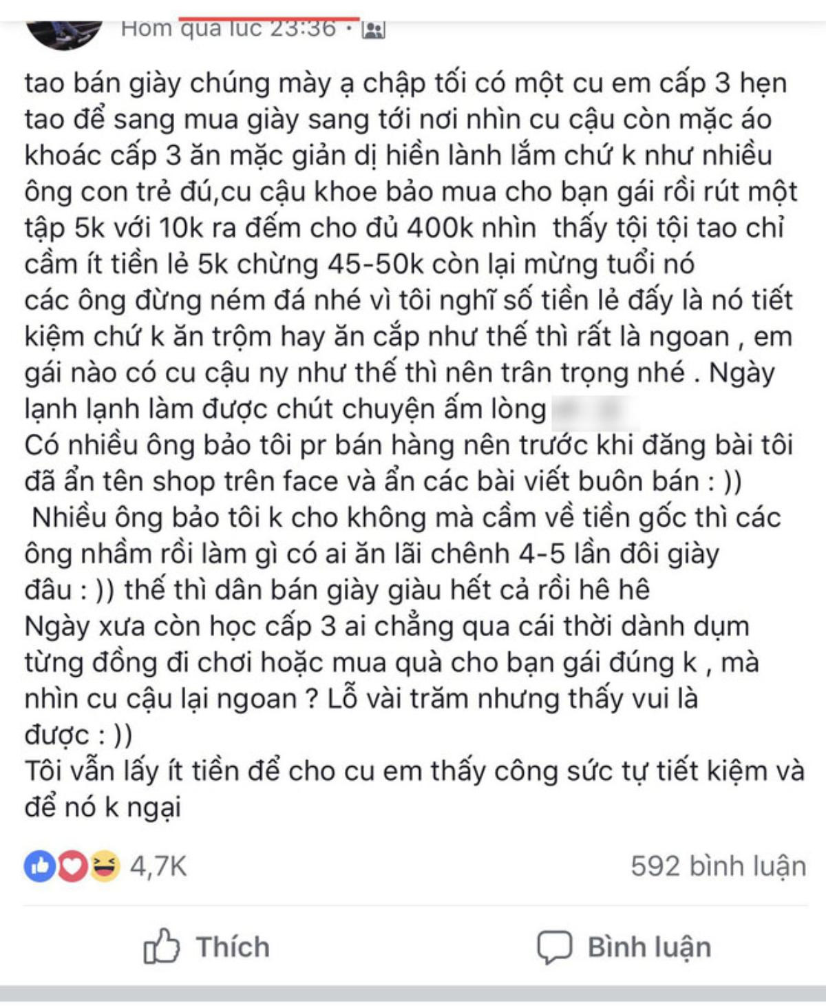 Cậu học trò cầm xấp 5.000 tiền lẻ đến mua quà 20/10 và hành động của anh bán giày khiến nhiều người xuýt xoa Ảnh 1