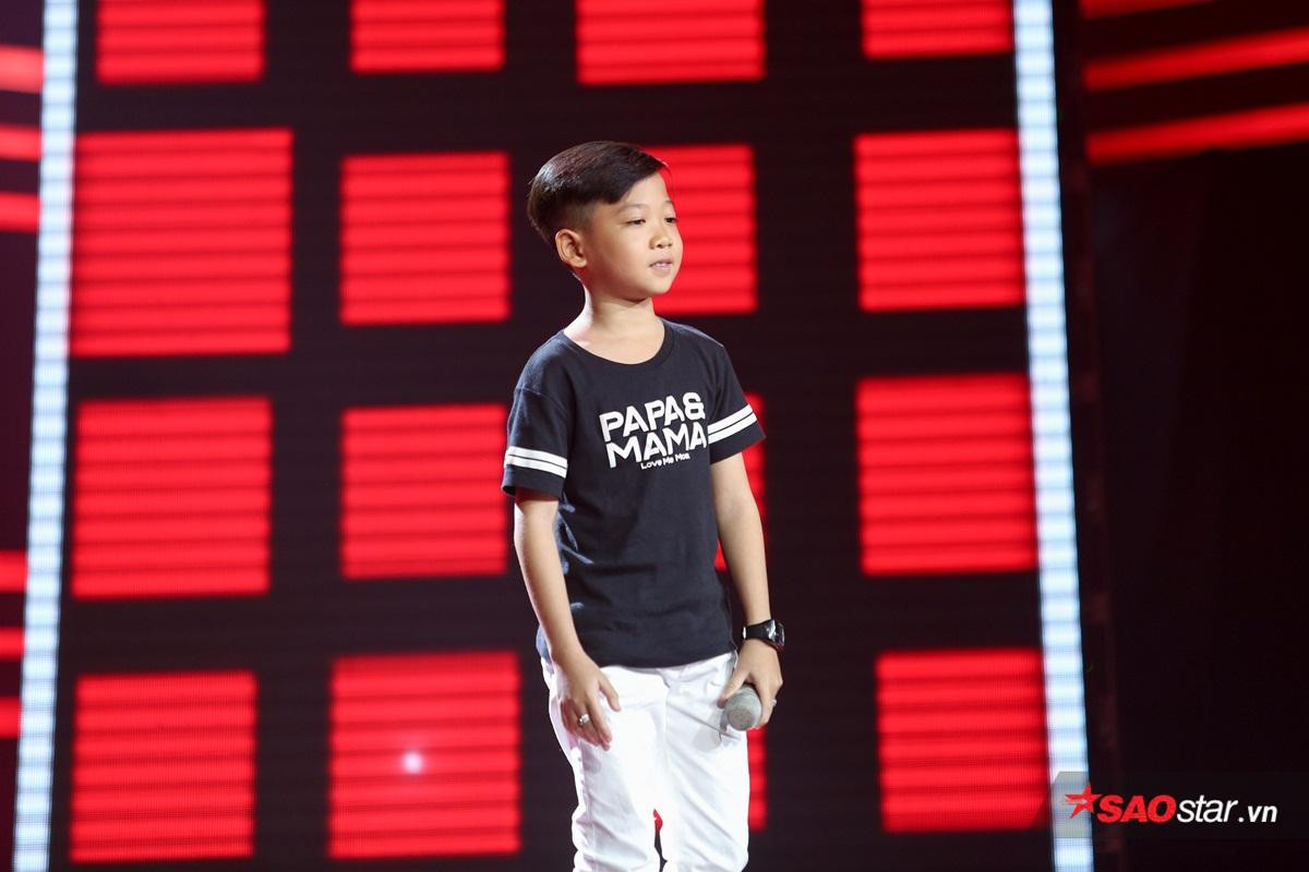 Duy nhất trong lịch sử The Voice Kids: Khán giả nhí lên sân khấu trình diễn lấp chỗ trống chinh phục cả 6 HLV Ảnh 3