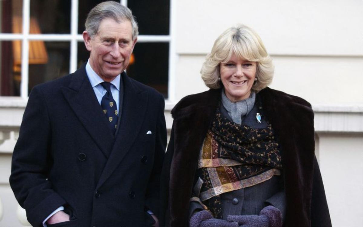 Cuộc tình đầy thị phi, nhận nhiều 'gạch đá' dư luận của Thái tử Charles và bà Camilla Ảnh 9