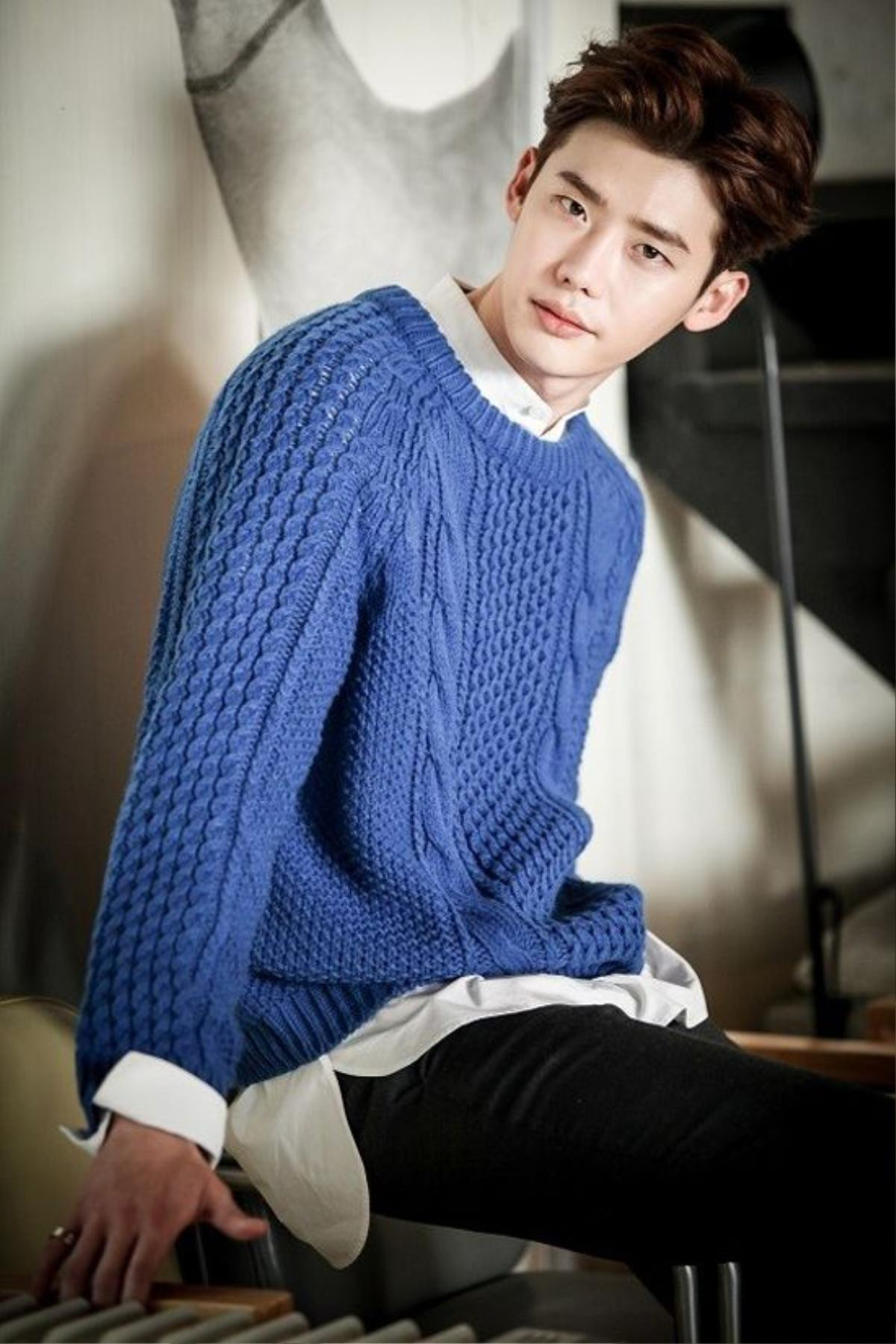 'Mỹ nam' Lee Jong Suk và tâm sự tuổi 30: Du lịch, học piano và mở công ty Ảnh 8