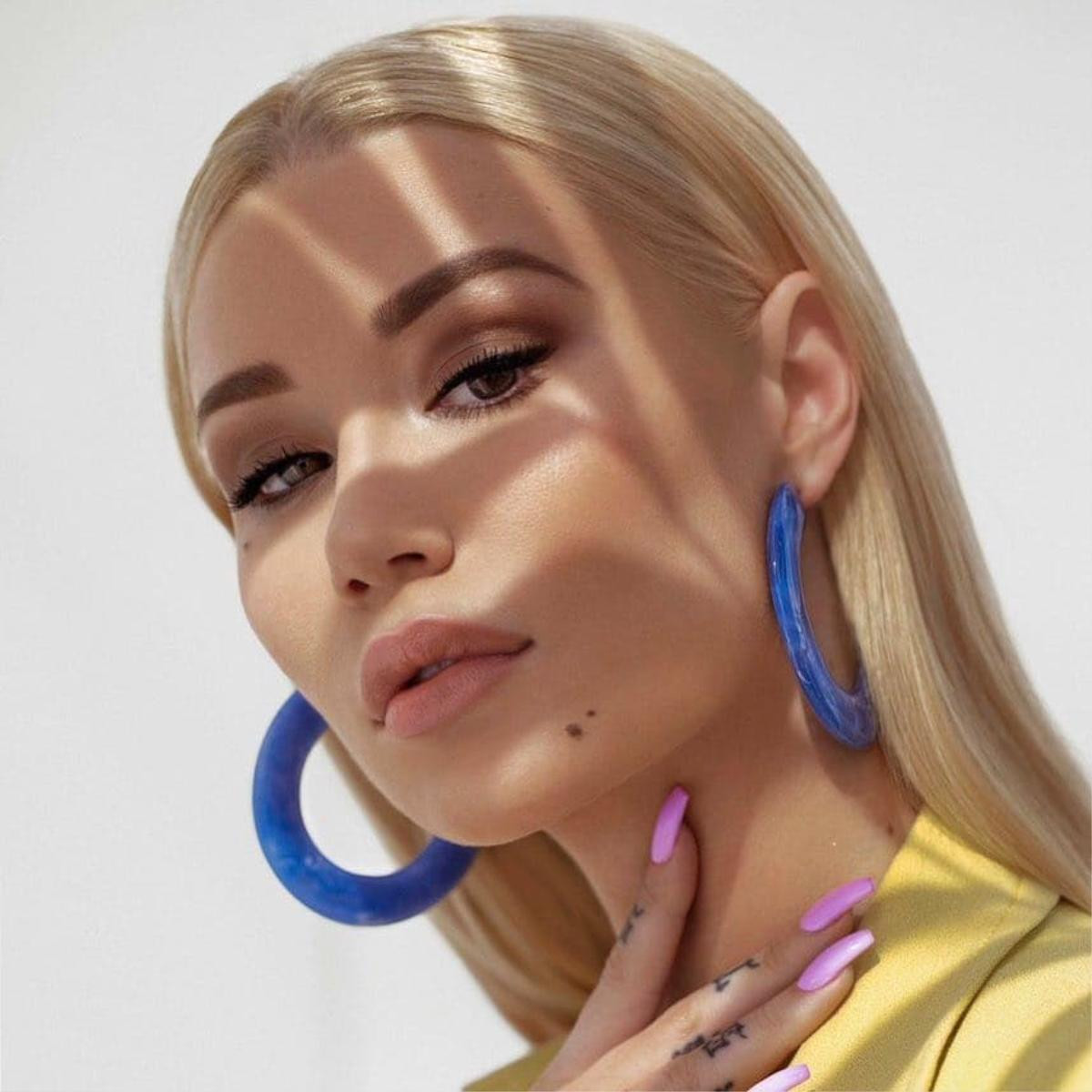 Sự nghiệp âm nhạc 'chạm đáy' và khuôn mặt biến dạng: Iggy Azalea ủ mưu 'đá sân'? Ảnh 4