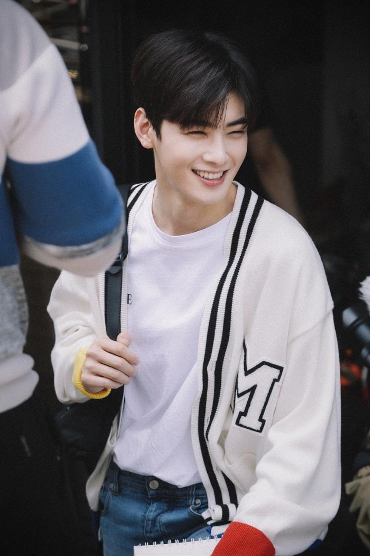 Cha Eun Woo (ASTRO) trở thành một idol sống động và trẻ trung trong phim mới Ảnh 1