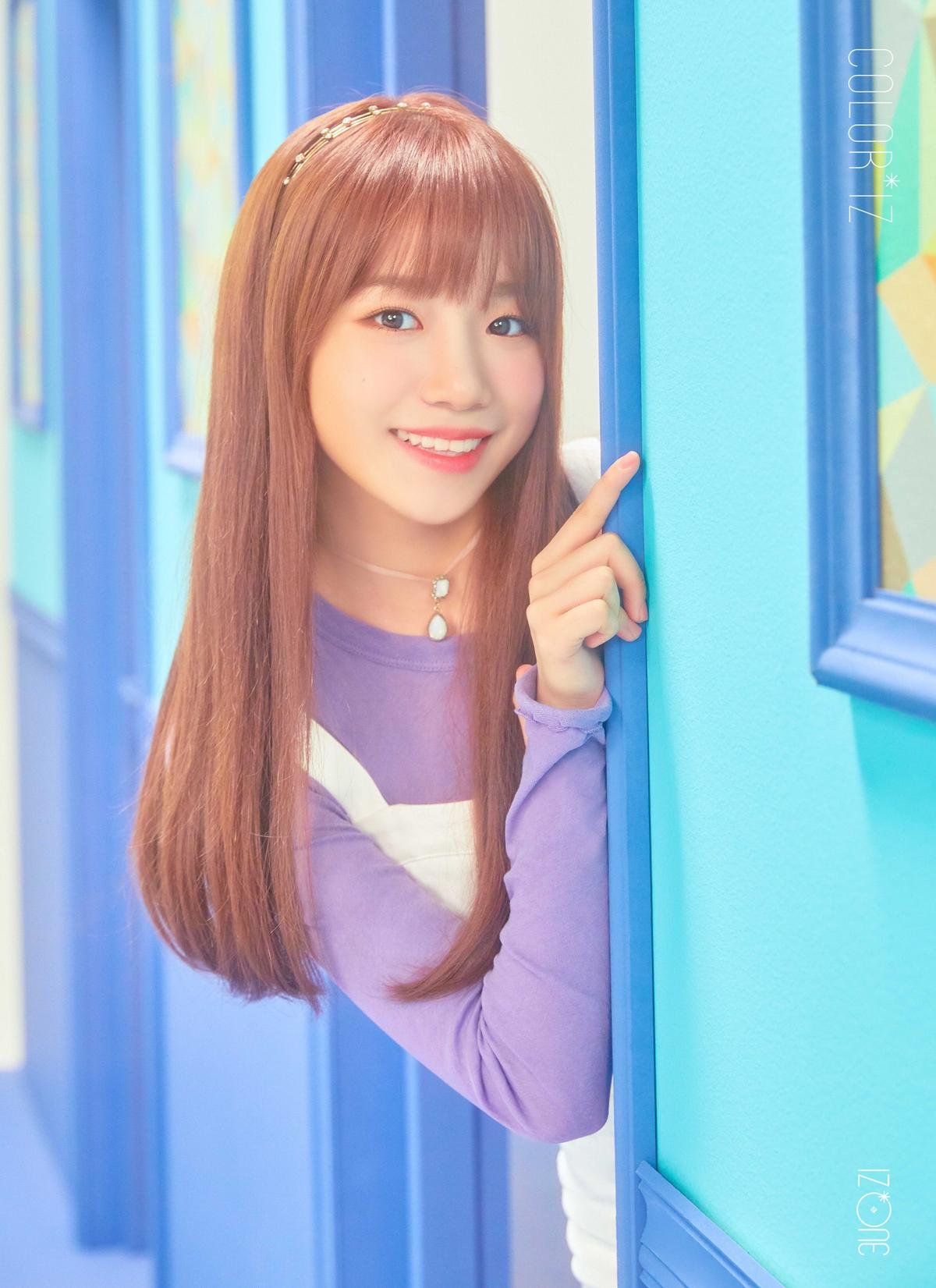 Tân binh IZ*ONE chính thức debut với 'La Vie en Rose' và đã có thành tích đầu tiên! Ảnh 8