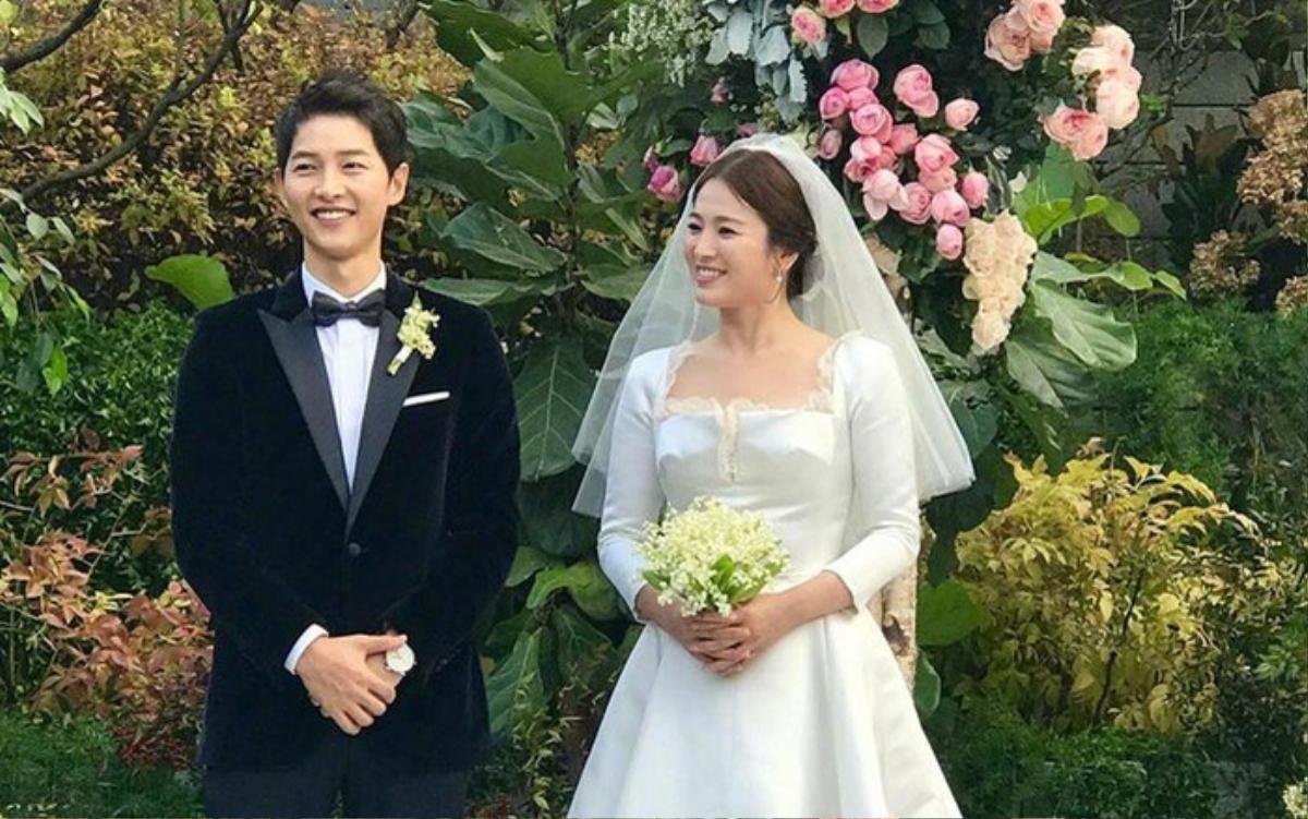 Không chỉ Song Hye Kyo và Song Joong Ki, đây là những cặp vợ chồng nghệ sĩ nổi tiếng chưa chịu sinh con Ảnh 1