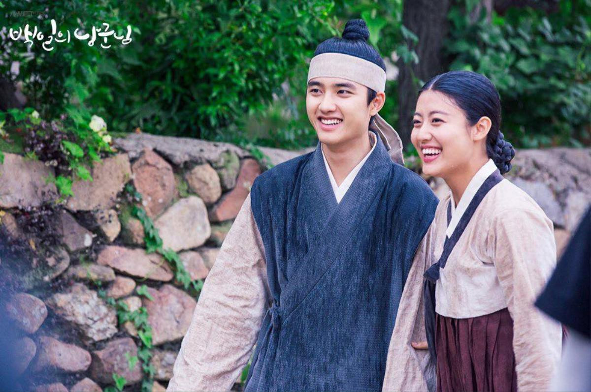 'Hong Shim' Nam Ji Hyun chia sẻ mối quan hệ tuyệt vời với 'Thái Tử Lee Yool' D.O Ảnh 1