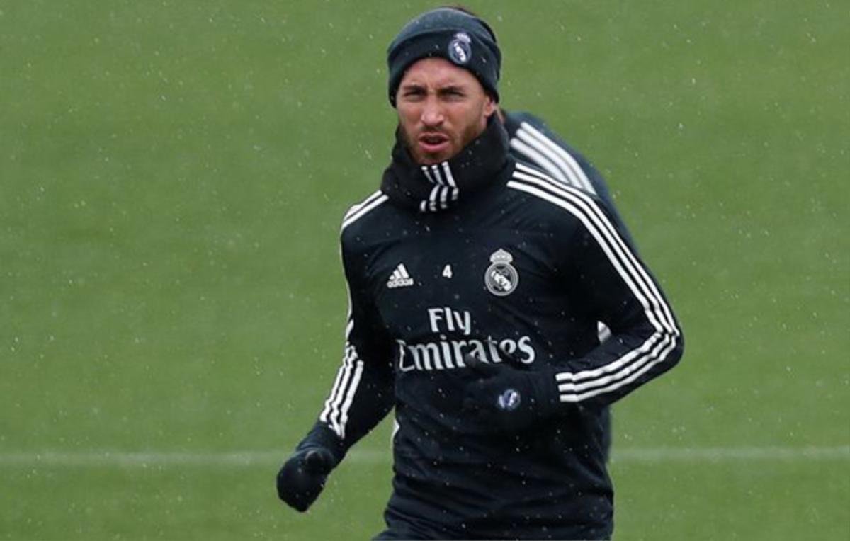 'Tự vả vào miệng mình', Ramos khiến nội bộ Real lục đục Ảnh 1