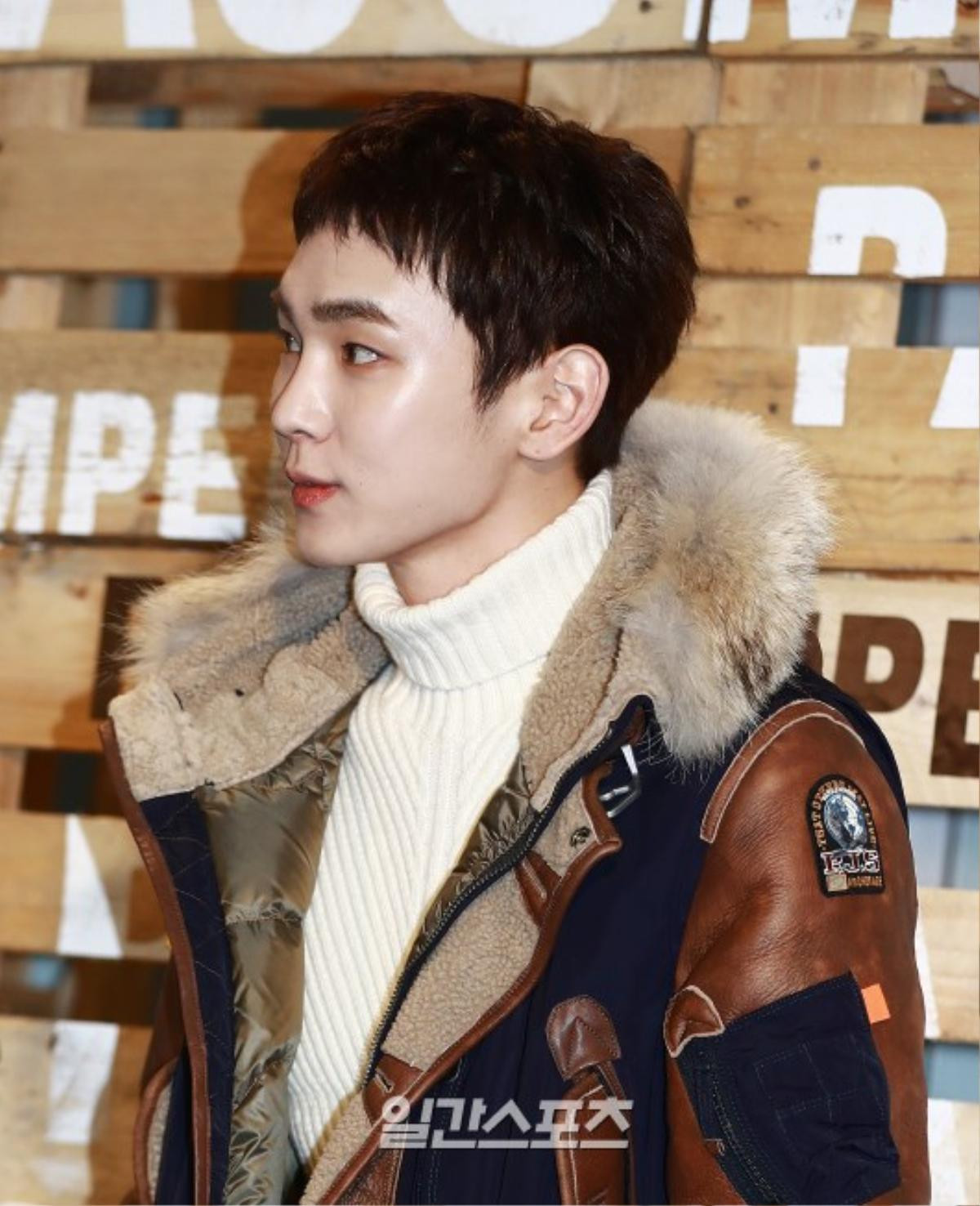 Key (SHINee) lỡ 'xinh đẹp' hơn Joy (Red Velvet), hành động này của Ha Jung Woo khiến khán giả 'rúng động' Ảnh 17