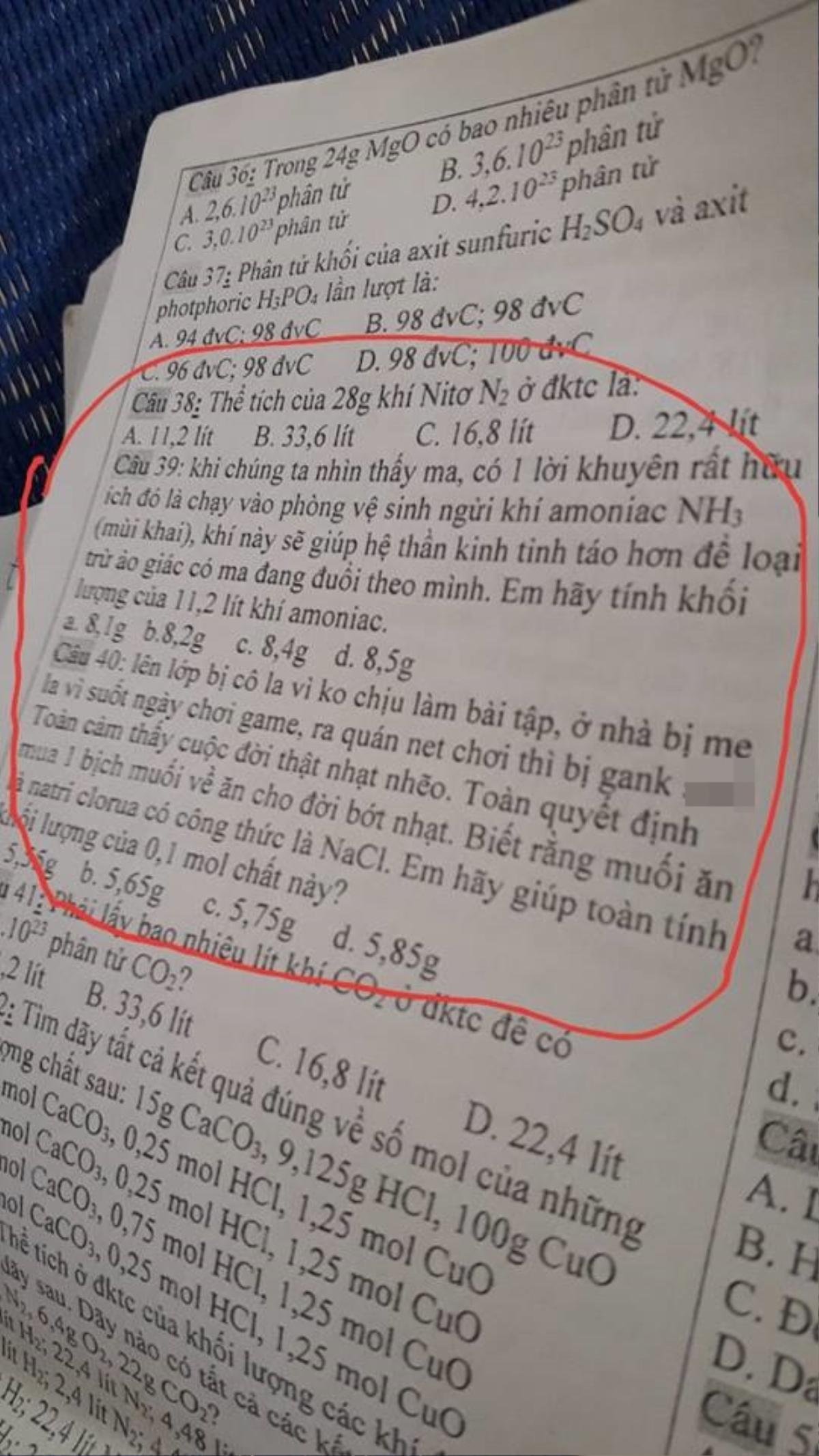 Khoe bài kiểm tra kèm lời nhắn 'so cute' của giáo viên: 'Lồng chuyện ma vào đề, 'đội ơn' học sinh làm bài' Ảnh 1