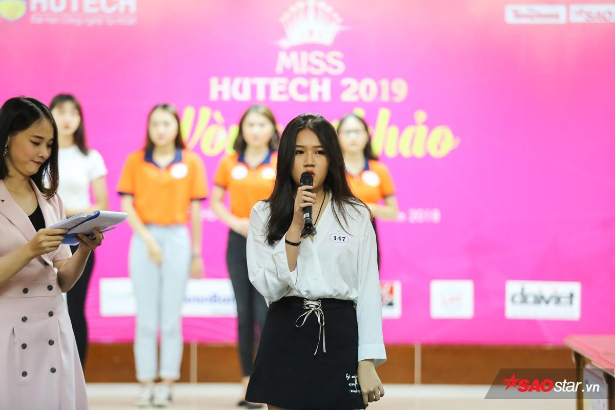 'Lác mắt' ngắm nhìn dàn mỹ nữ 'đổ bộ' ở vòng thi sơ loại cực gay cấn - Miss Hutech 2019 Ảnh 3