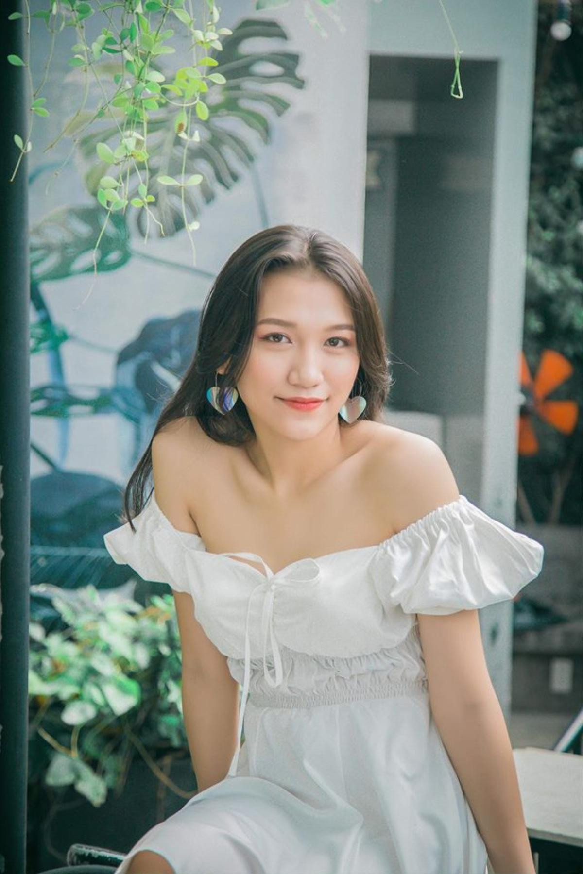 Trọn bộ ảnh những thí sinh đẹp như hoa đang chiếm 'spot light' cuộc thi Miss Hutech 2019 Ảnh 9