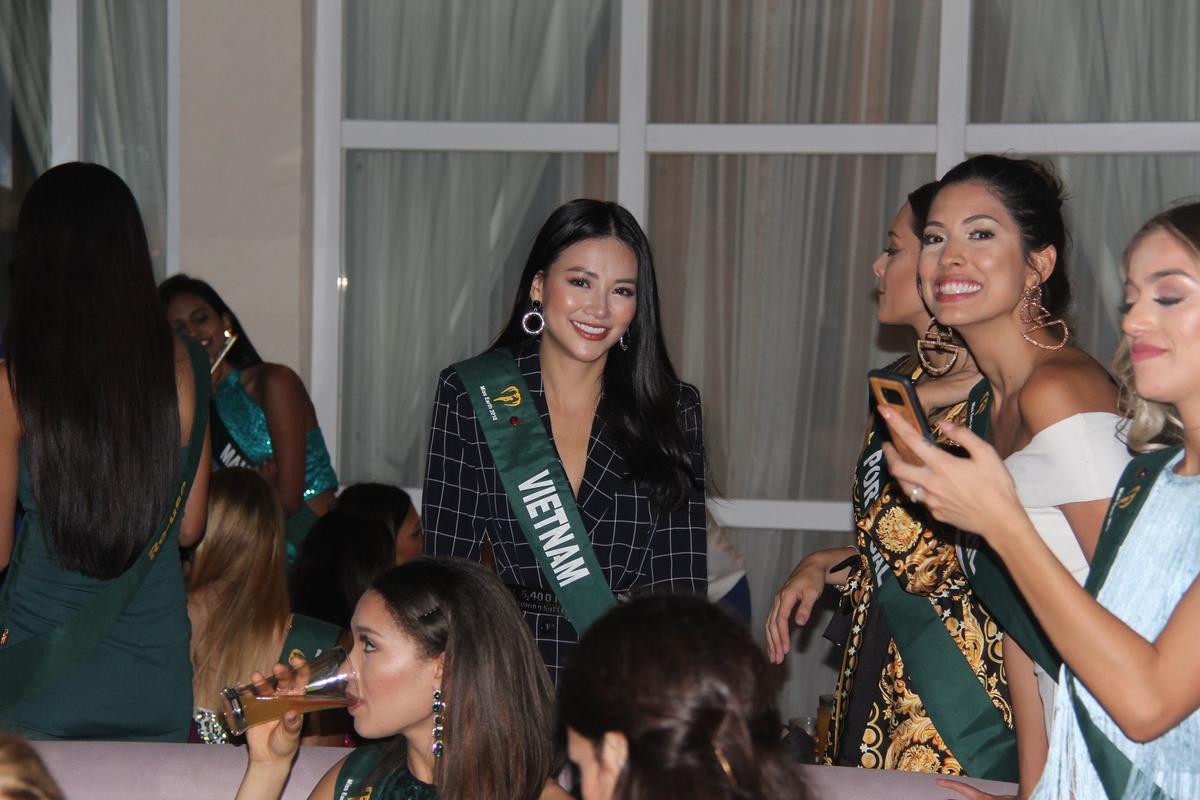 Hành trình 'Transform The World' và đăng quang ngôi vị cao nhất của Phương Khánh tại Miss Earth 2018 Ảnh 6