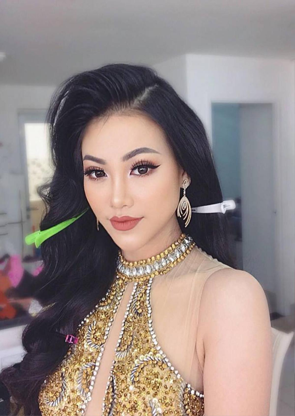 Hiếm ai được như Phương Khánh Miss Earth 2018 'cân đẹp' mọi style make-up, từ ngọt ngào đến quyến rũ Ảnh 5