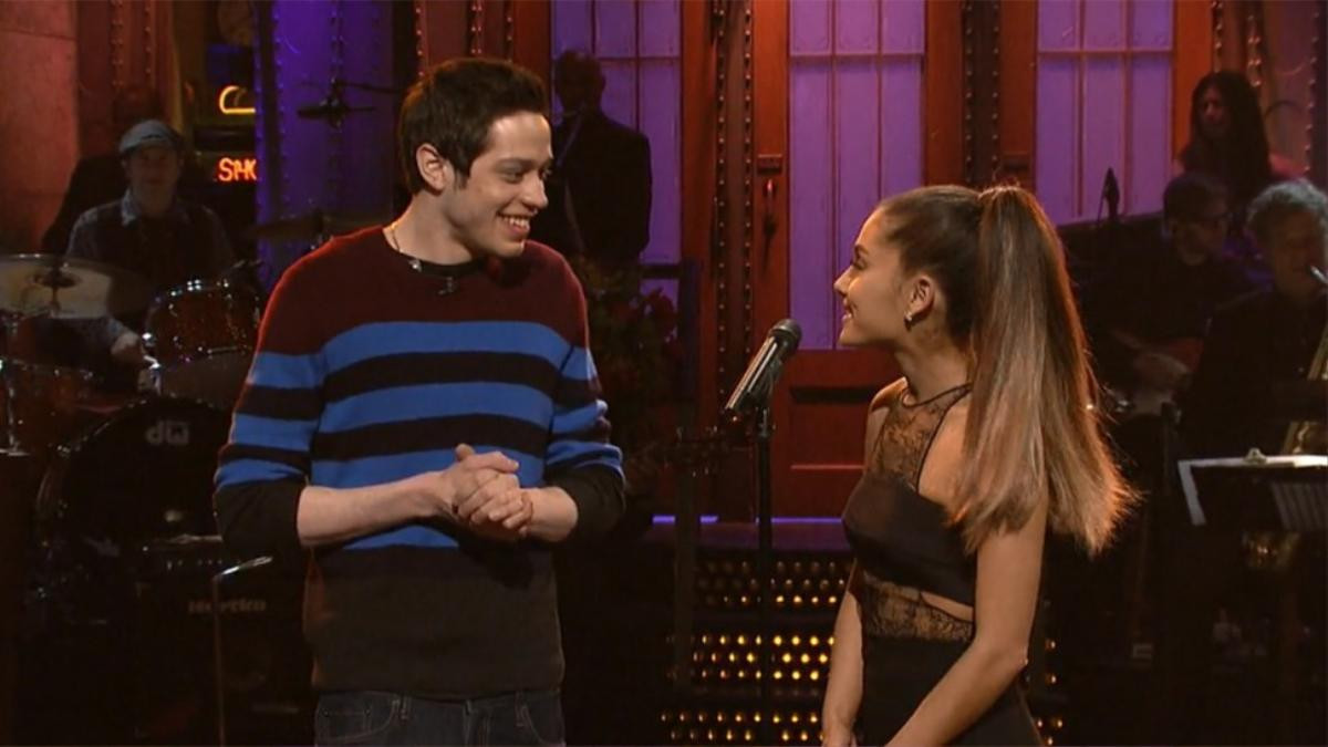 Trân trọng giới thiệu: 4 mối tình được Ariana Grande 'chỉ mặt, gọi tên' trong 'Thank You, Next'! Ảnh 11