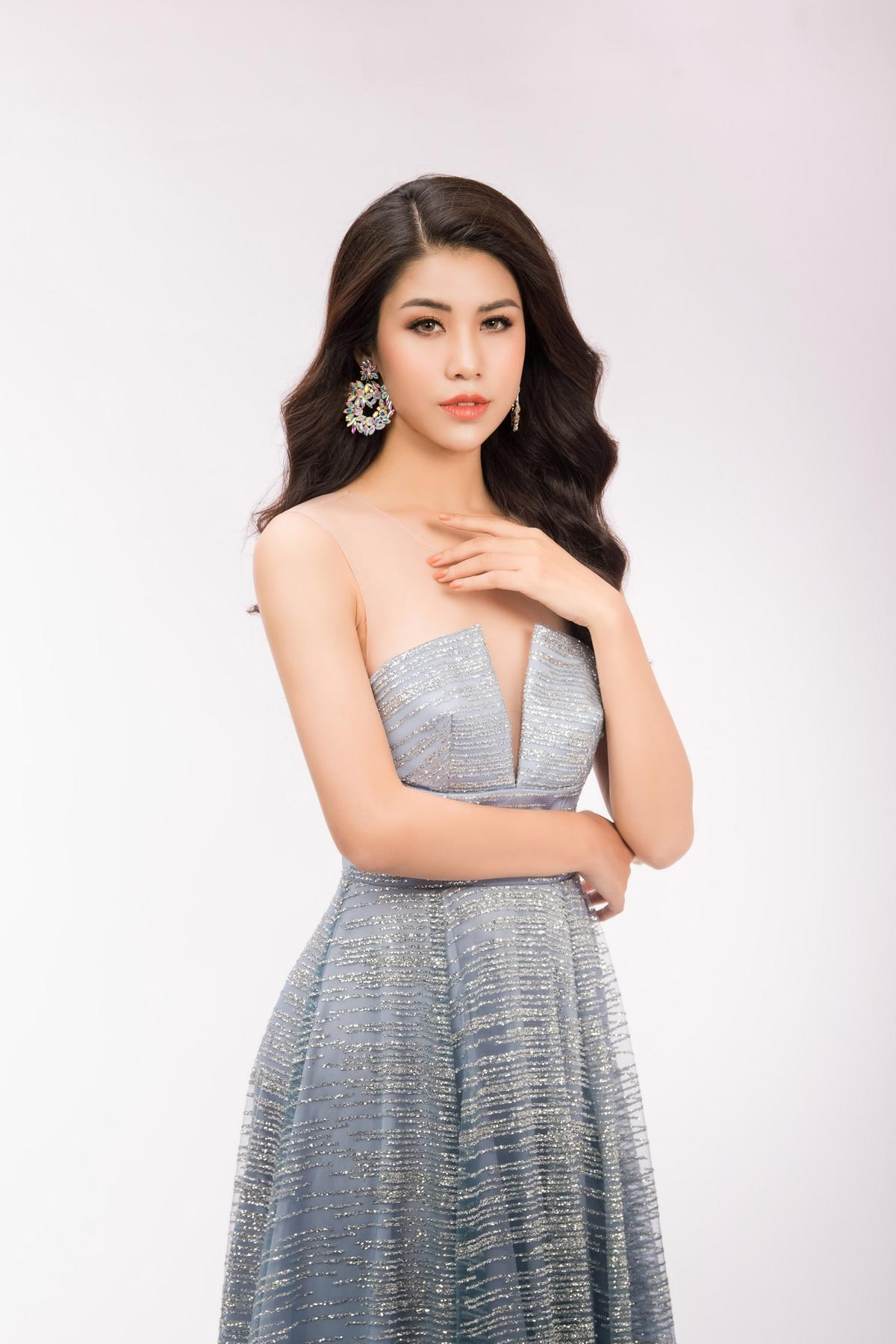 Hé lộ trang phục dạ hội của á hậu Ngọc Huyền tại Miss Model Of The World 2018 Ảnh 3