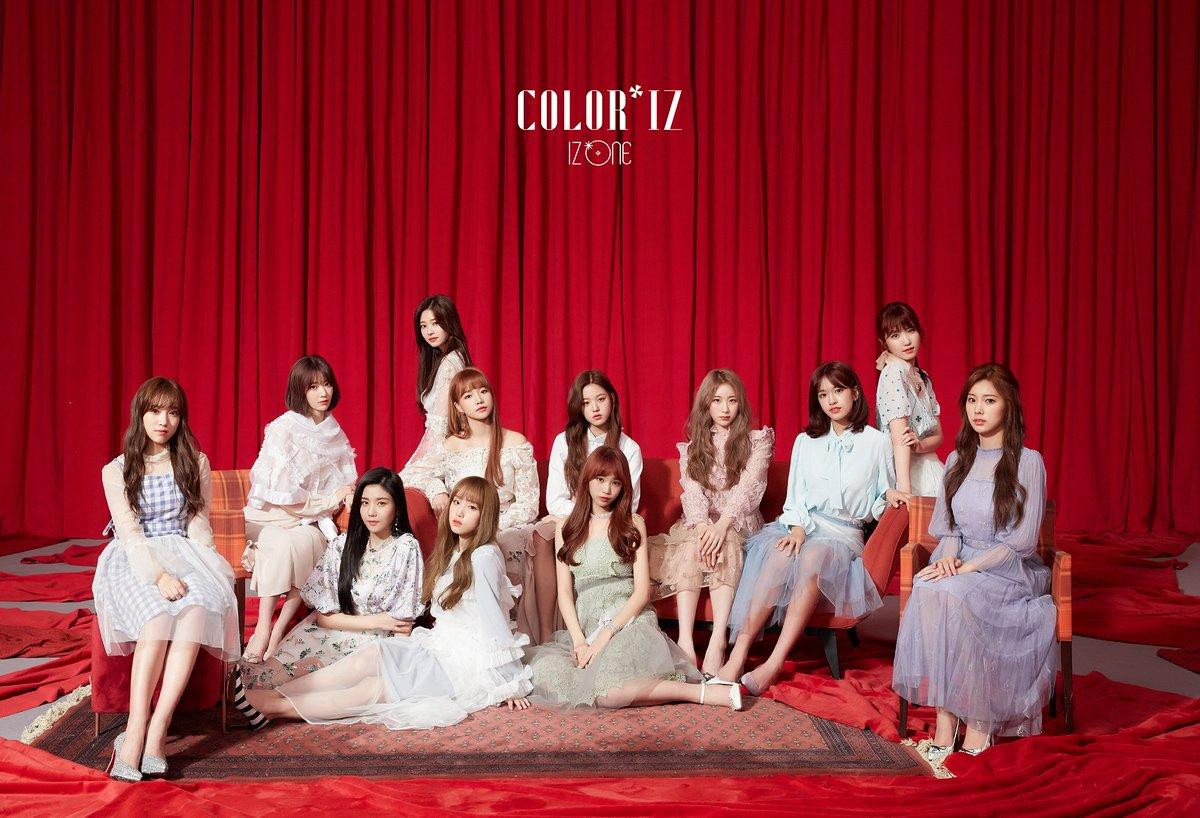 Vừa debut, IZ*ONE đã cùng TWICE - BlackPink lọt top girlgroup tiêu thụ album khủng nhất Kpop tuần đầu Ảnh 1