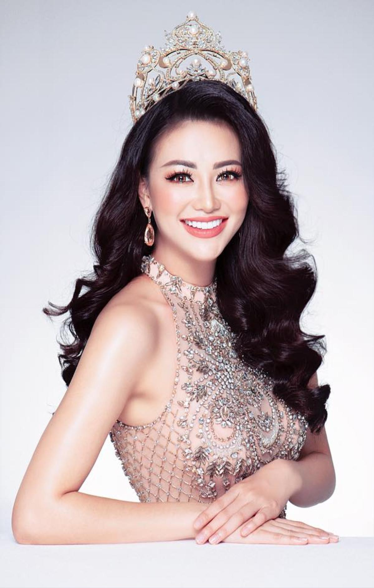 Không ai khác, Miss Earth Phương Khánh chính là ca dậy thì thành công nhất nhì showbiz Việt Ảnh 1