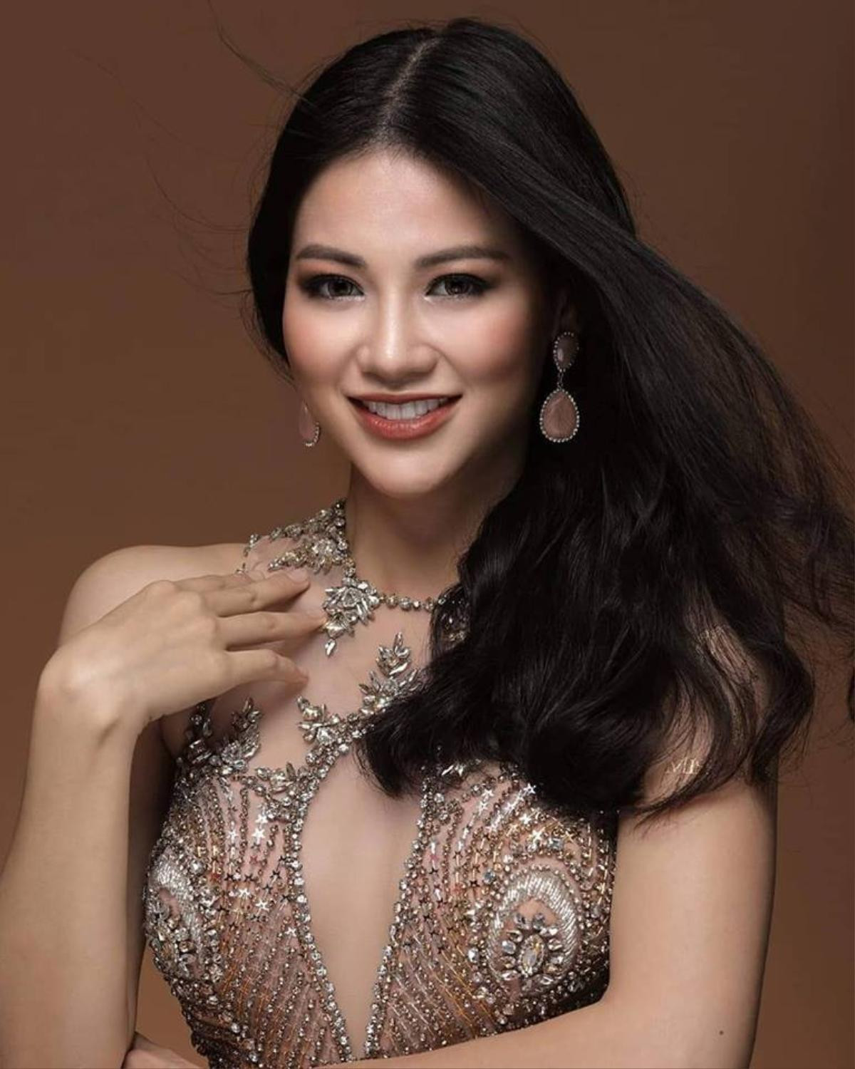 Không ai khác, Miss Earth Phương Khánh chính là ca dậy thì thành công nhất nhì showbiz Việt Ảnh 2