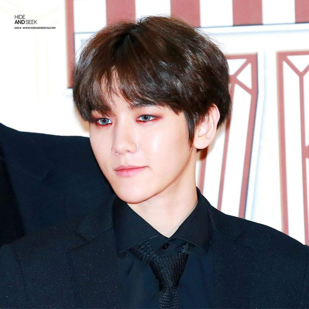 Phong cách make up mới của Baekhyun (EXO) lộng lẫy đến nỗi con gái cũng phải ghen tị Ảnh 3