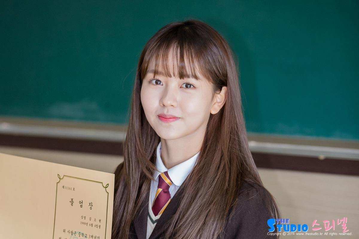 Lộ diện những hình ảnh đầu tiên của Kim So Hyun cùng bạn diễn mỹ nam trên phim trường ‘Love Alarm’ Ảnh 5