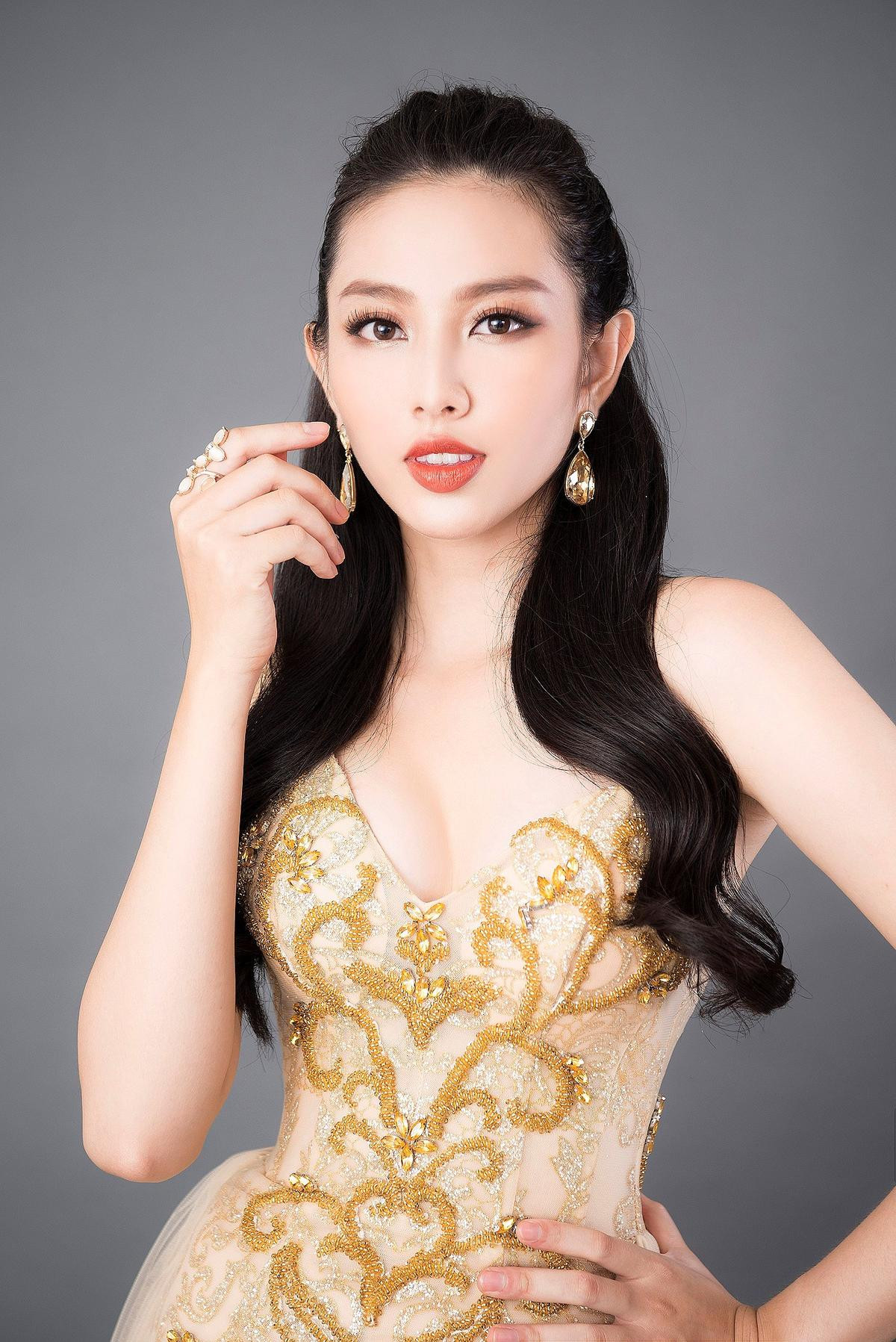 Thùy Tiên phải làm gì để 'xô đổ' dấu ấn của Thúy Vân tại Miss International Ảnh 1