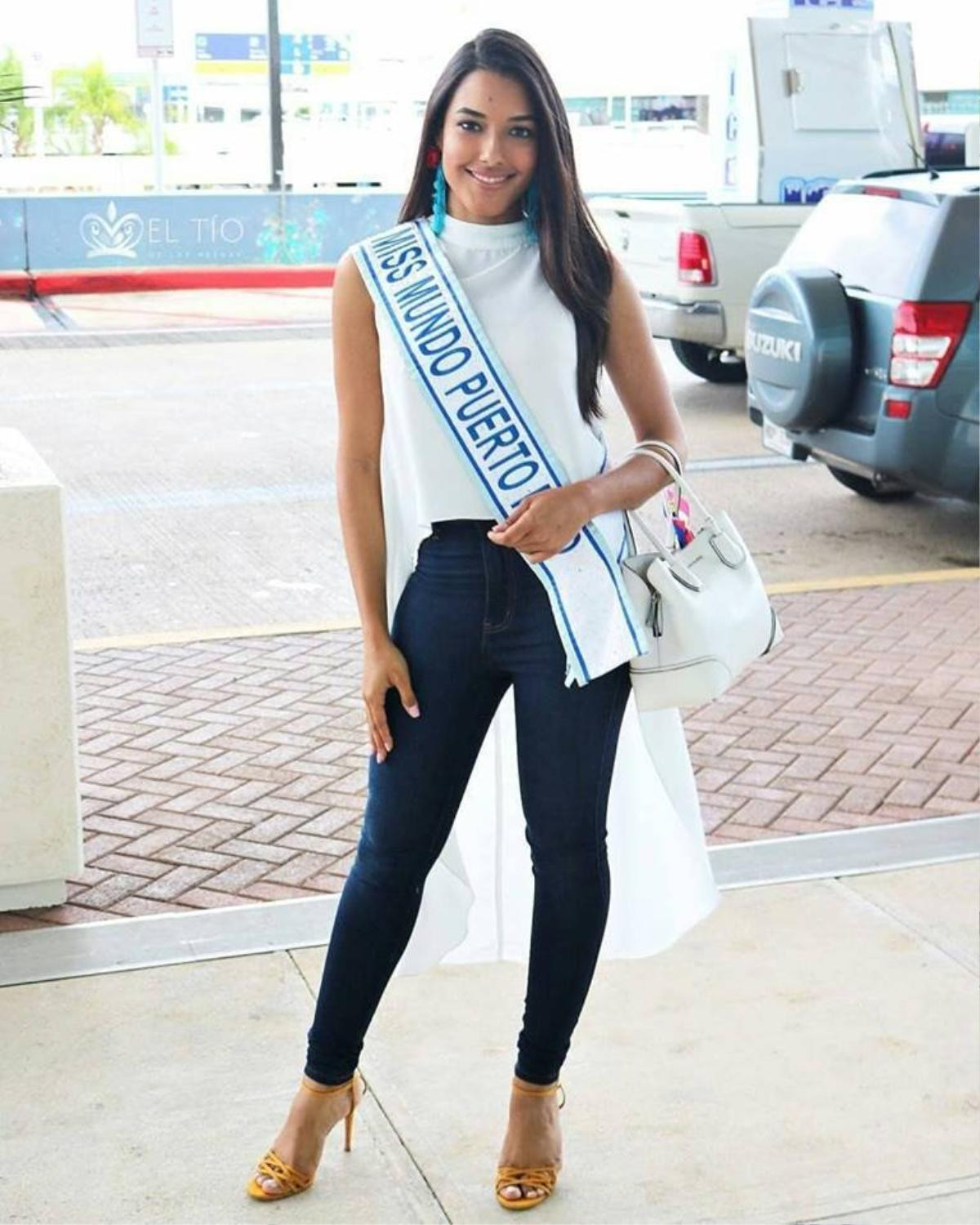 Cuộc chiến Miss World bắt đầu: Cú đọ sắc bất phân thắng bại ngay tại sân bay Ảnh 6