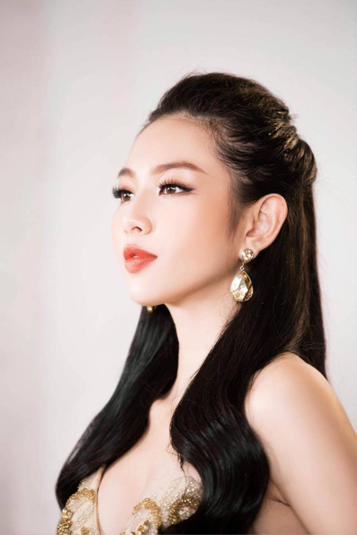 Cơ hội nào cho Thùy Tiên bứt phá tại Miss International 2018 khi giờ G sắp điểm? Ảnh 3