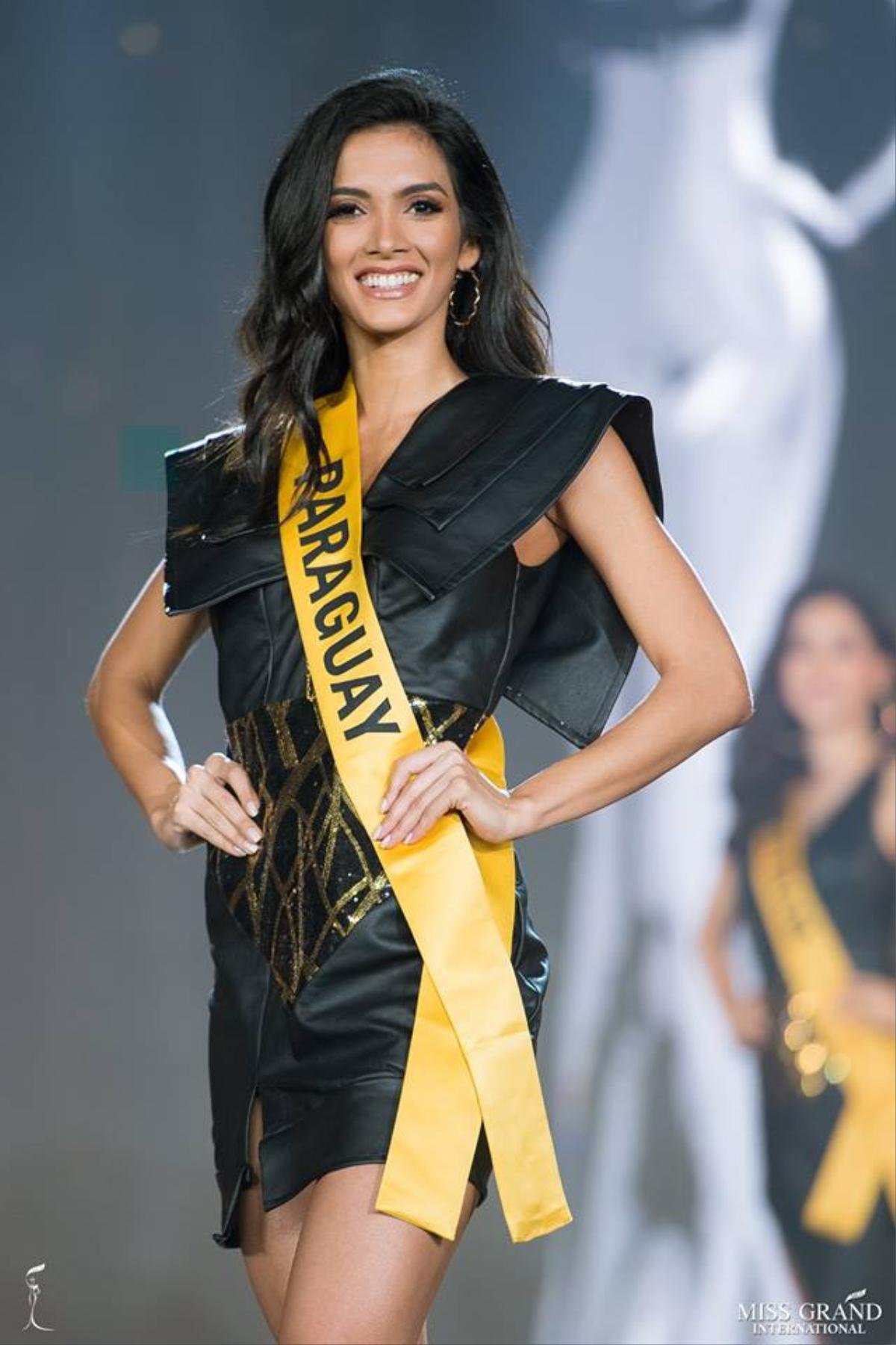 'Đọ sắc' Miss Earth 2018 Nguyễn Phương Khánh với Tân Hoa hậu Miss Grand International và Miss International 2018 Ảnh 4