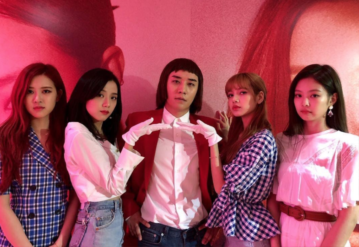 Seungri (BigBang) 'đại náo' concert BlackPink và tiết lộ một điều khiến Knet… ngơ ngác Ảnh 1