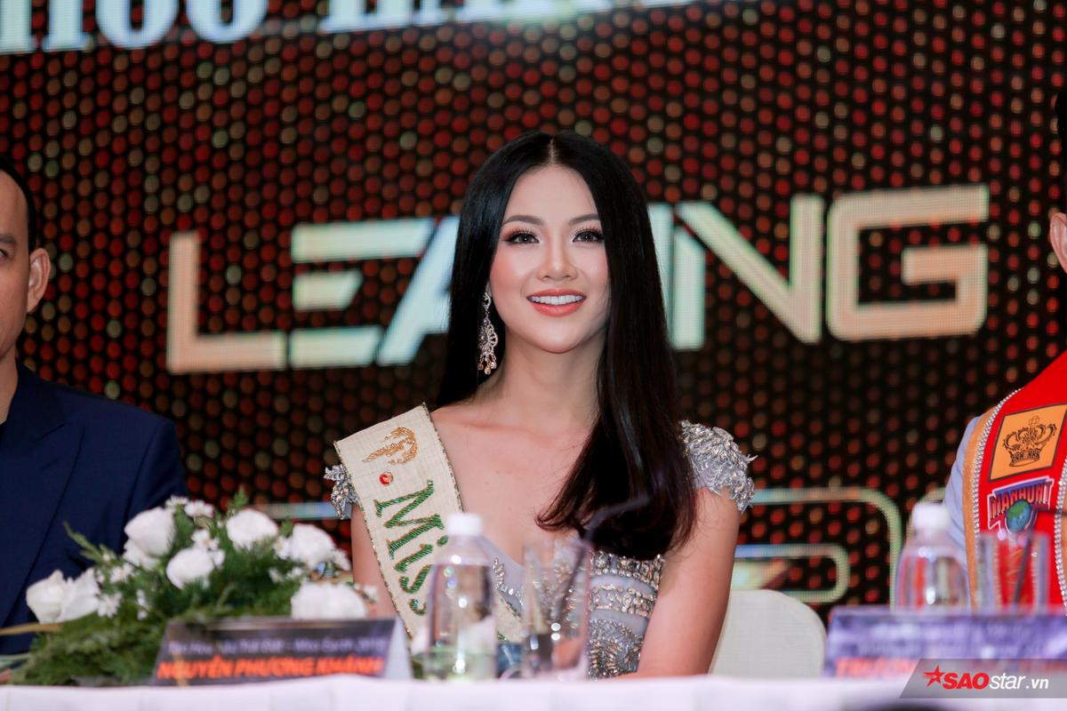 Miss Earth Phương Khánh tỏa sáng rực rỡ giữa dàn chân dài siêu mẫu Ảnh 2