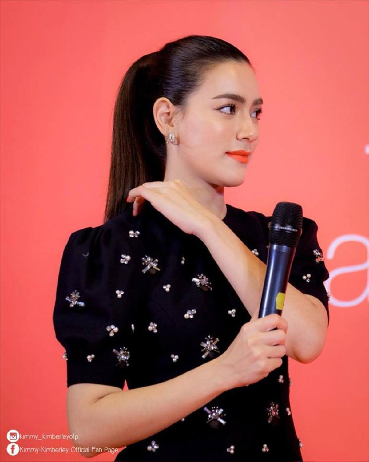 Kimmy Kimberley đến tận phim trường thăm Mark Prin siêu ngọt ngào Ảnh 1