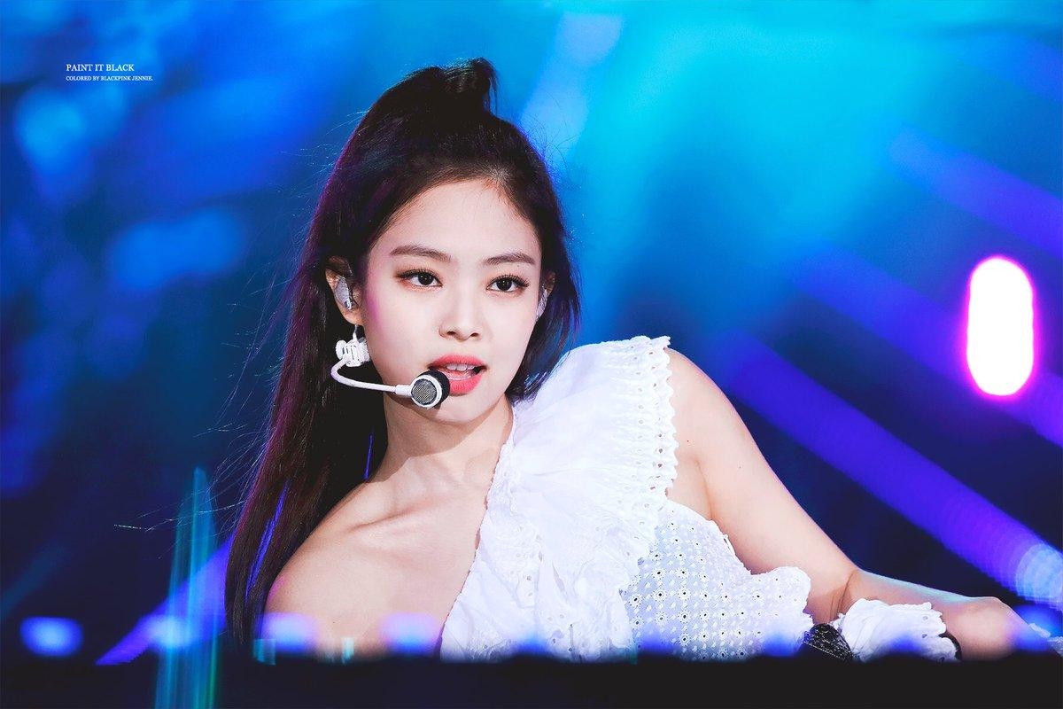 Không chỉ 'cày-điên-đảo' MV Solo, clip live đầu tiên từ Jennie (BlackPink) cũng đang nằm trong tầm ngắm Knet Ảnh 6