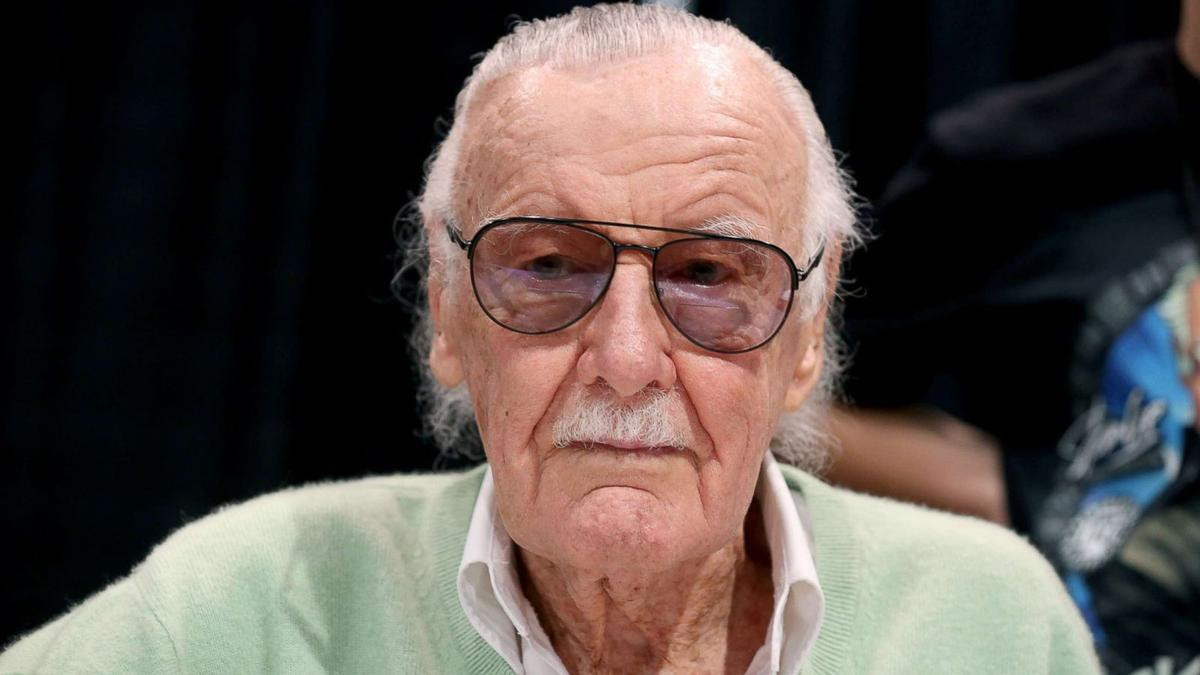 Huyền thoại của Marvel- ‘Ông trùm’ Stan Lee đã qua đời ở tuổi 95 Ảnh 4