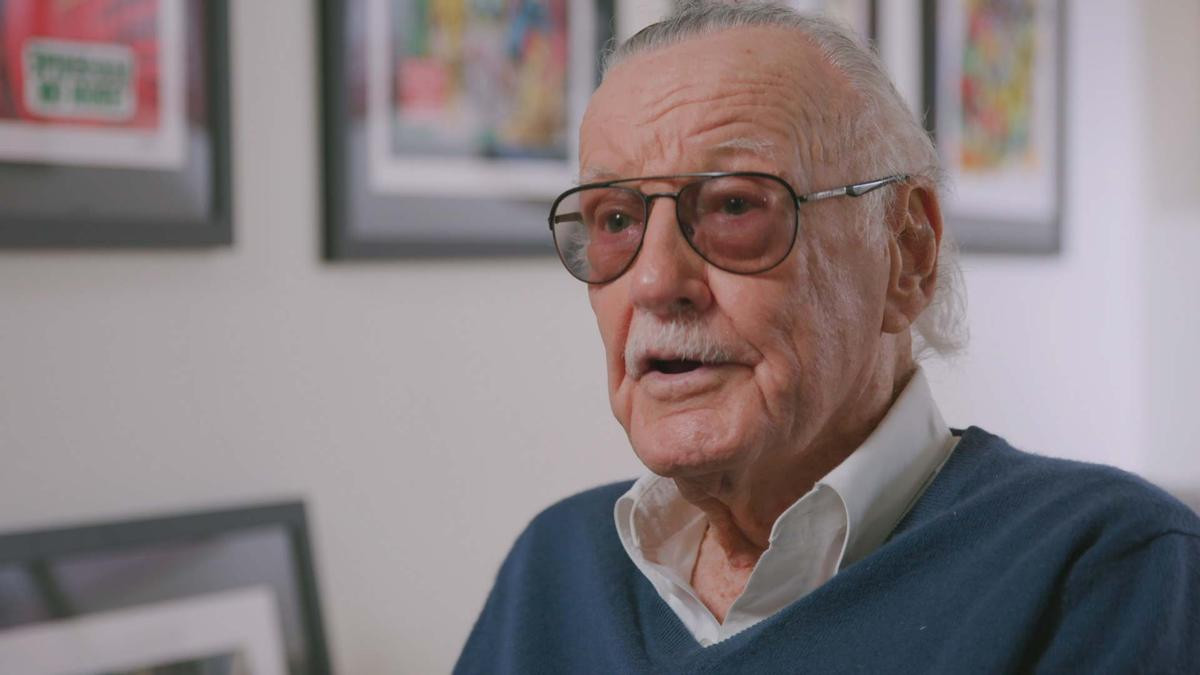 Huyền thoại của Marvel- ‘Ông trùm’ Stan Lee đã qua đời ở tuổi 95 Ảnh 2